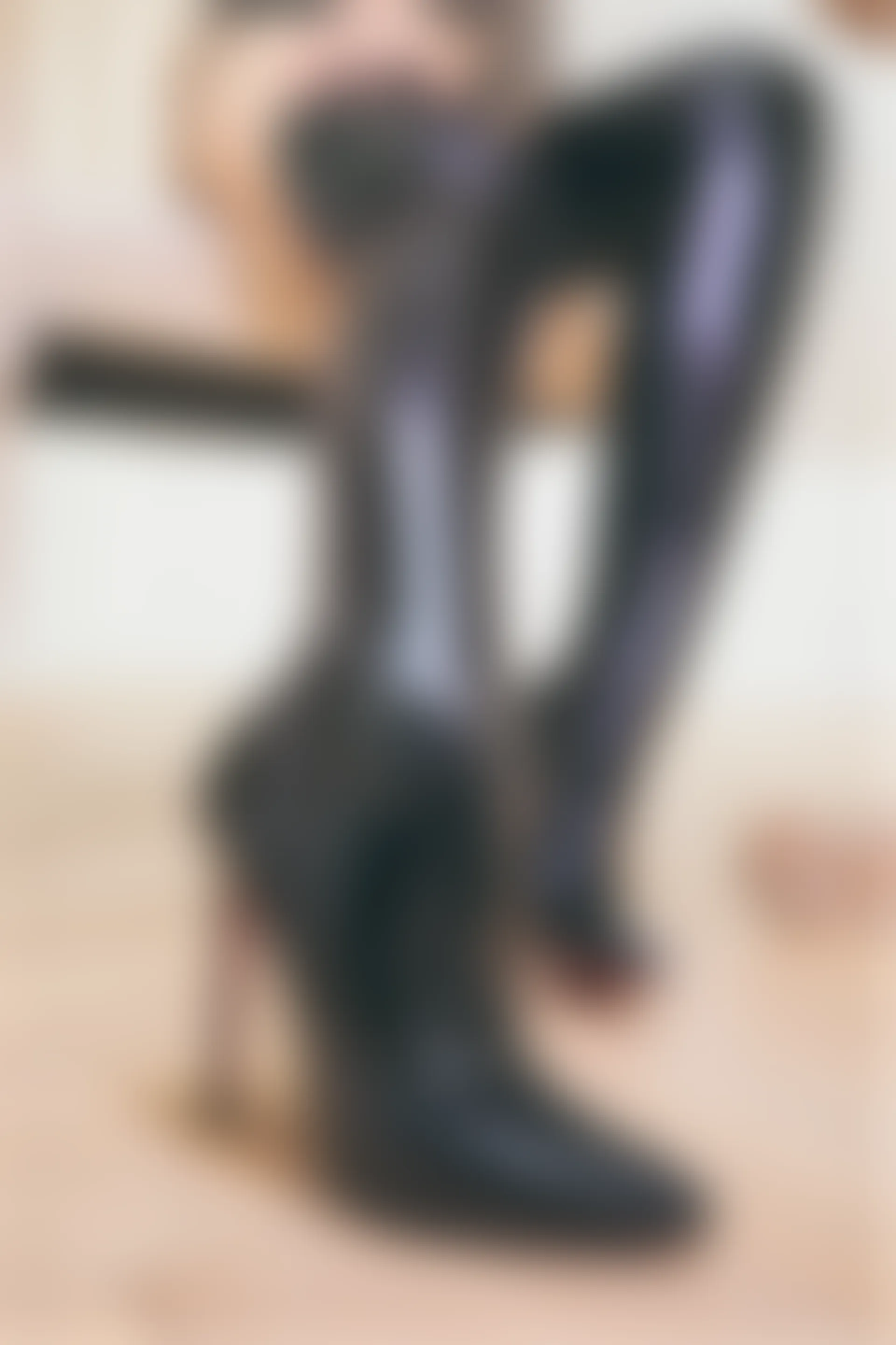 神楽坂真冬 第三季 序号23 ：《許しの日》苦行修女 [150P2V-1.06GB]内衣, 白丝, 神楽坂真冬, 美腿, 美足, 高跟鞋