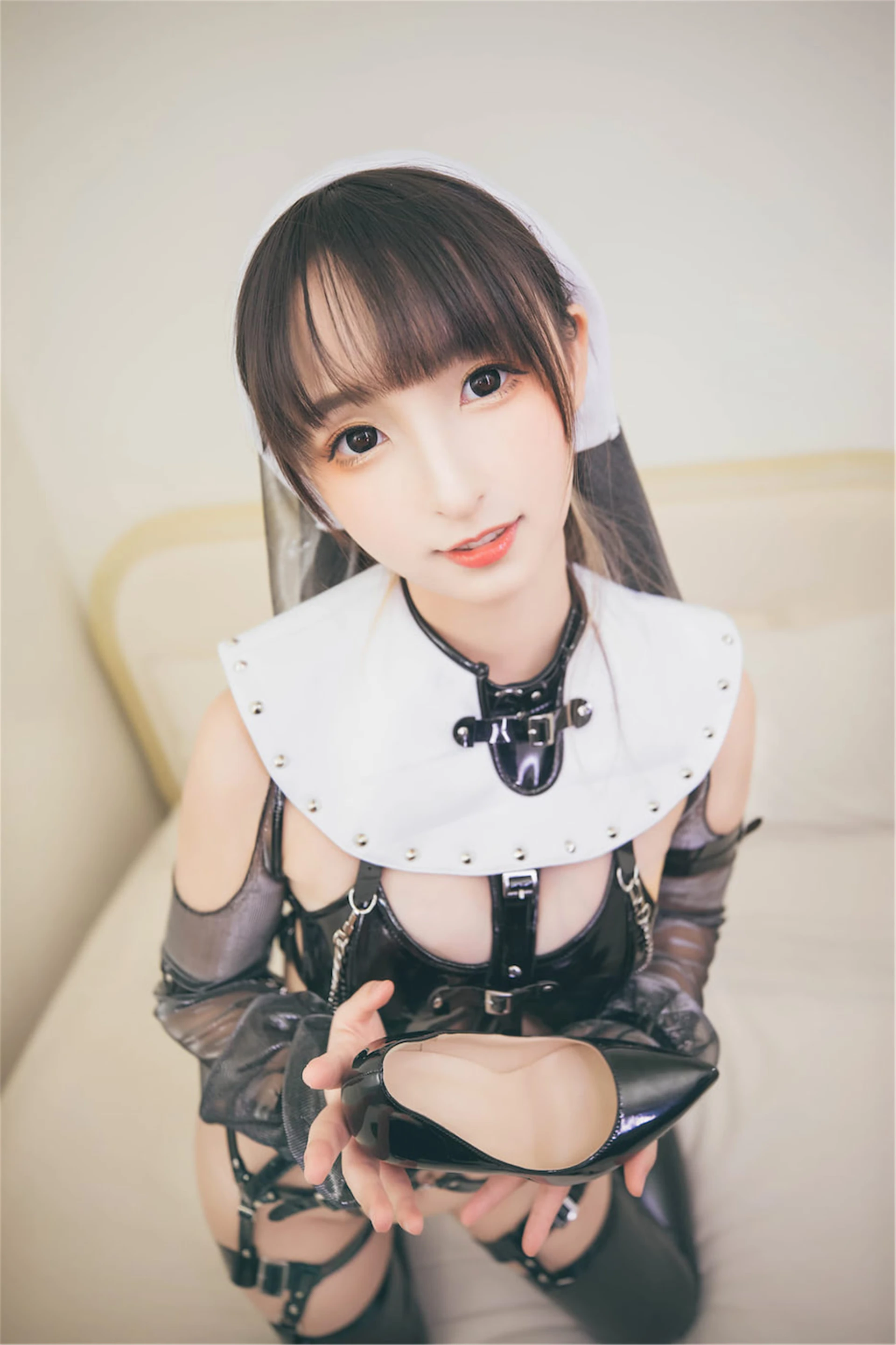 神楽坂真冬 第三季 序号23 ：《許しの日》苦行修女 [150P2V-1.06GB]内衣, 白丝, 神楽坂真冬, 美腿, 美足, 高跟鞋