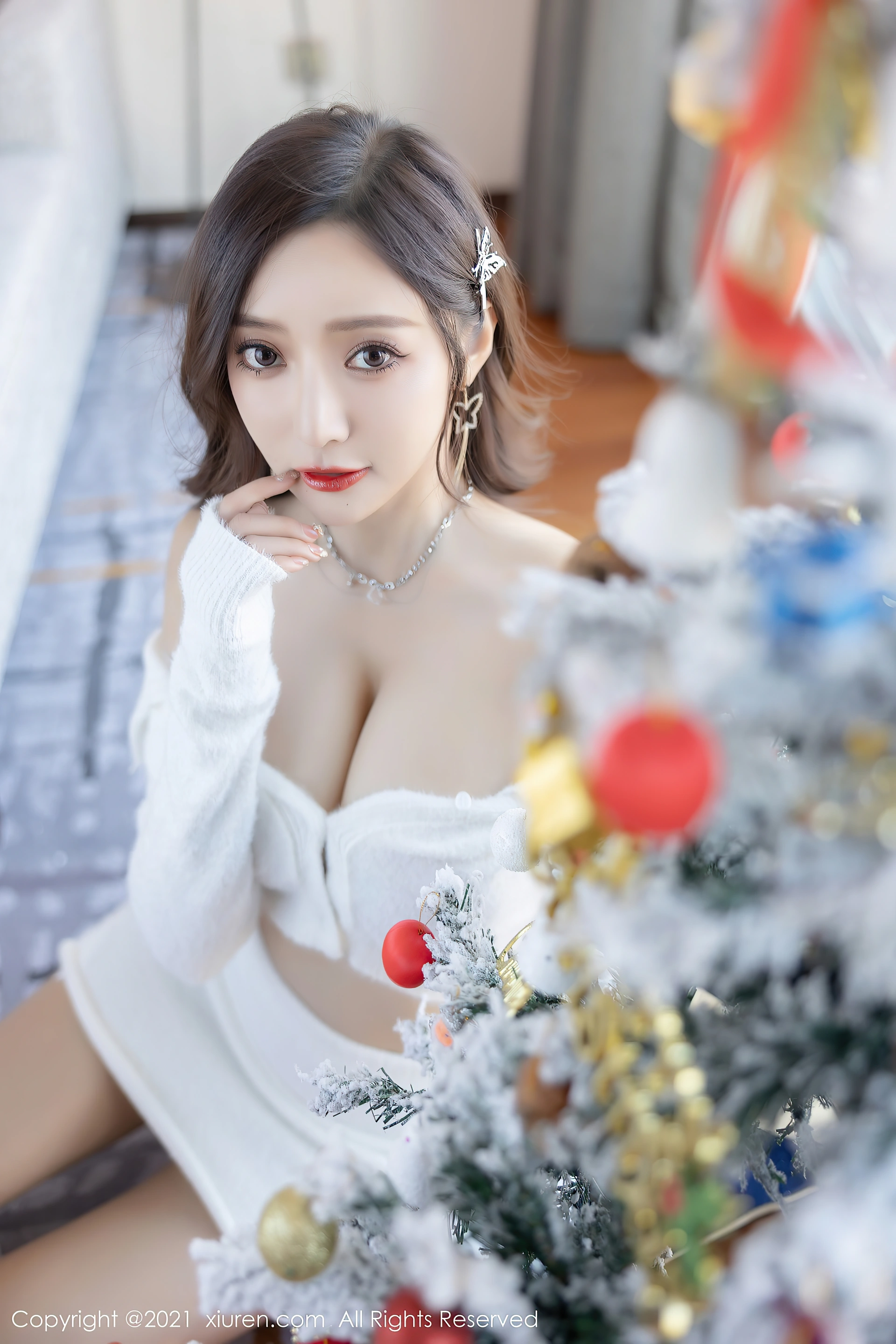 XiuRen秀人网 2021.12.20 No.4359 王馨瑶yanni 圣诞主题[82+1P 821MB]