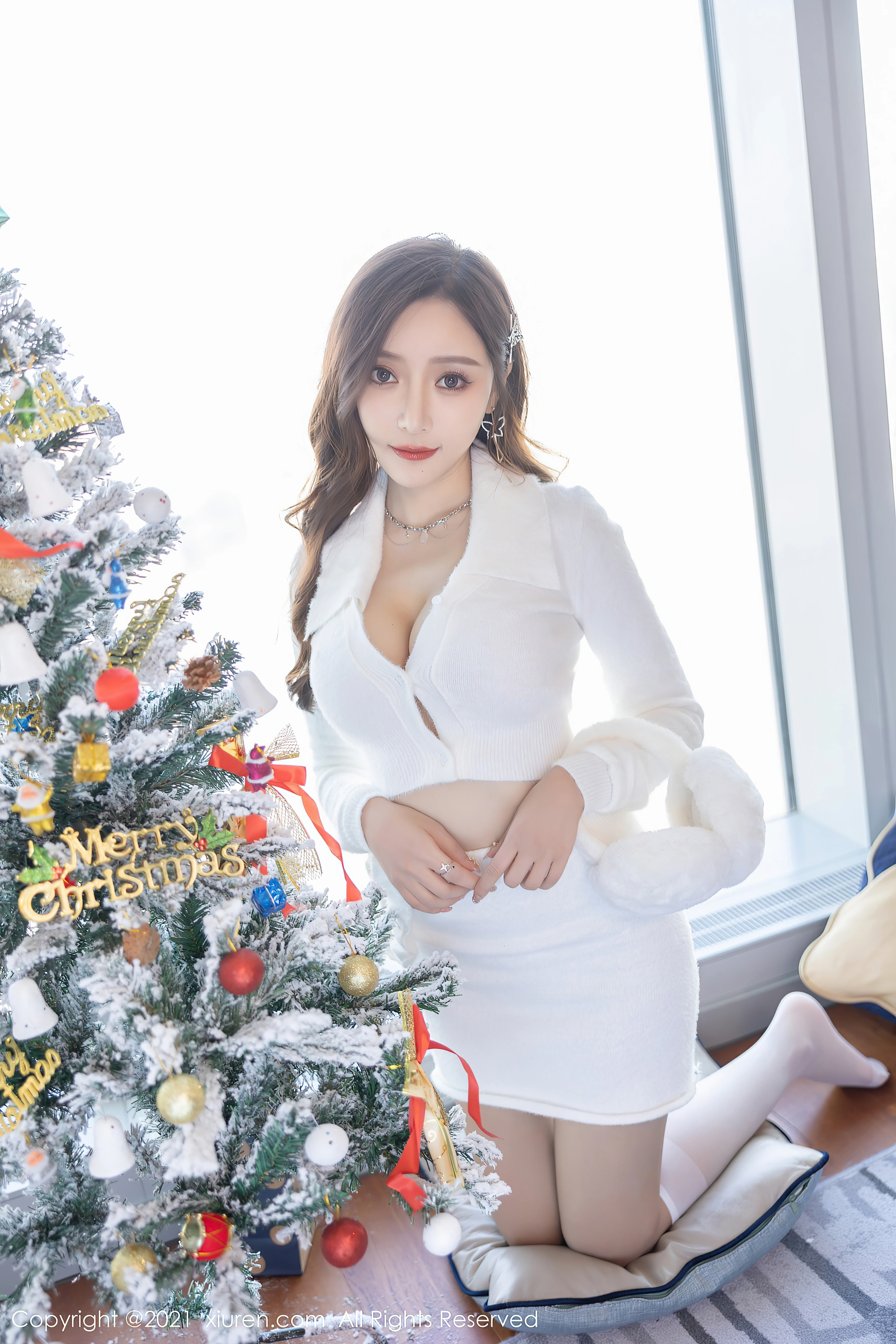 XiuRen秀人网 2021.12.20 No.4359 王馨瑶yanni 圣诞主题[82+1P 821MB]