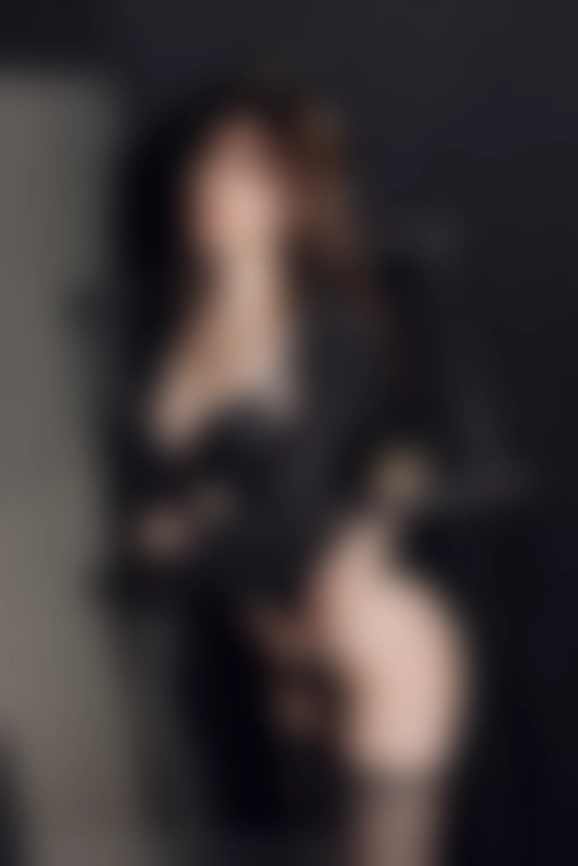 XiuRen秀人网 2021.12.17 No.4355 美桃酱 黑丝美腿[64+1P 697MB]