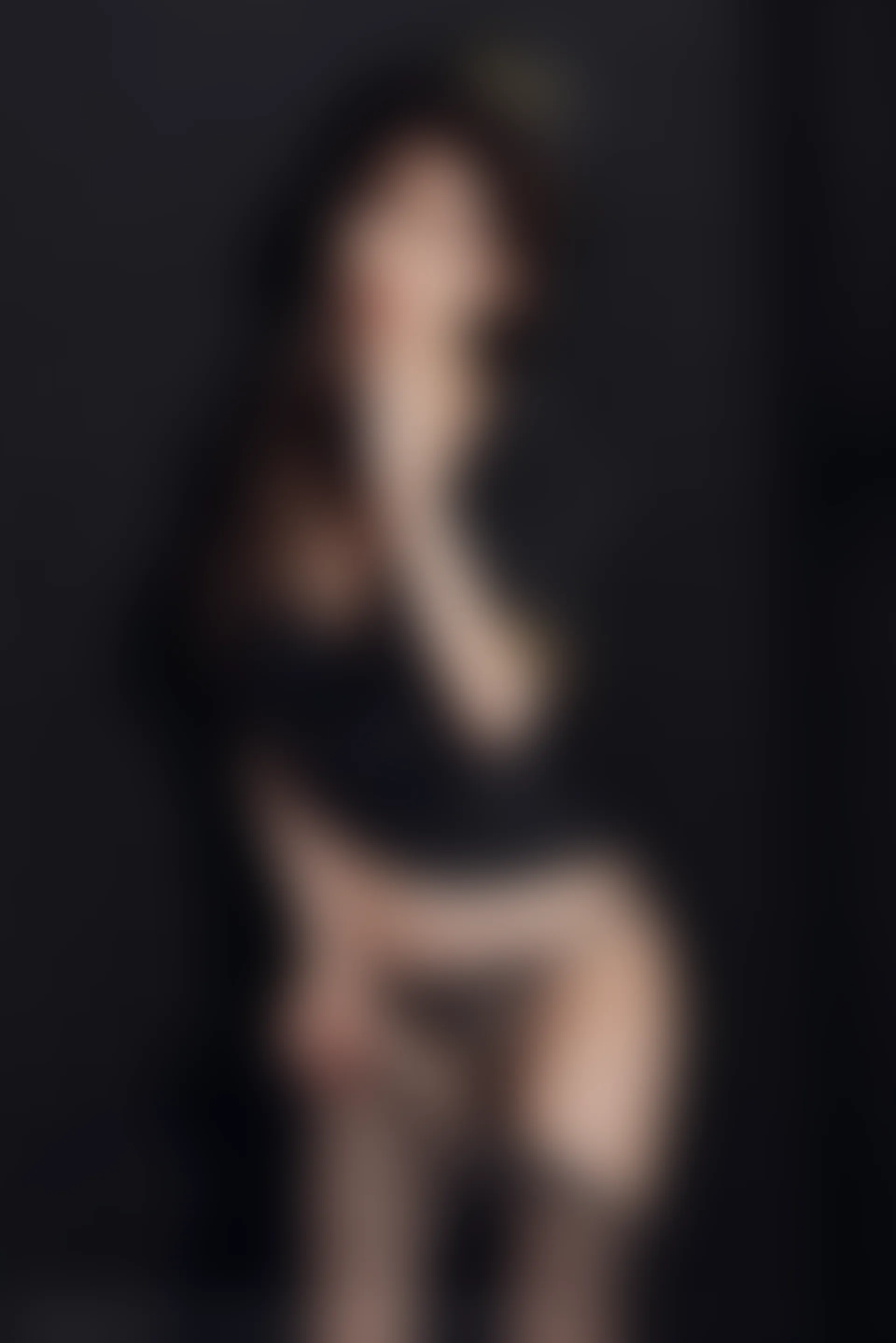 XiuRen秀人网 2021.12.17 No.4355 美桃酱 黑丝美腿[64+1P 697MB]