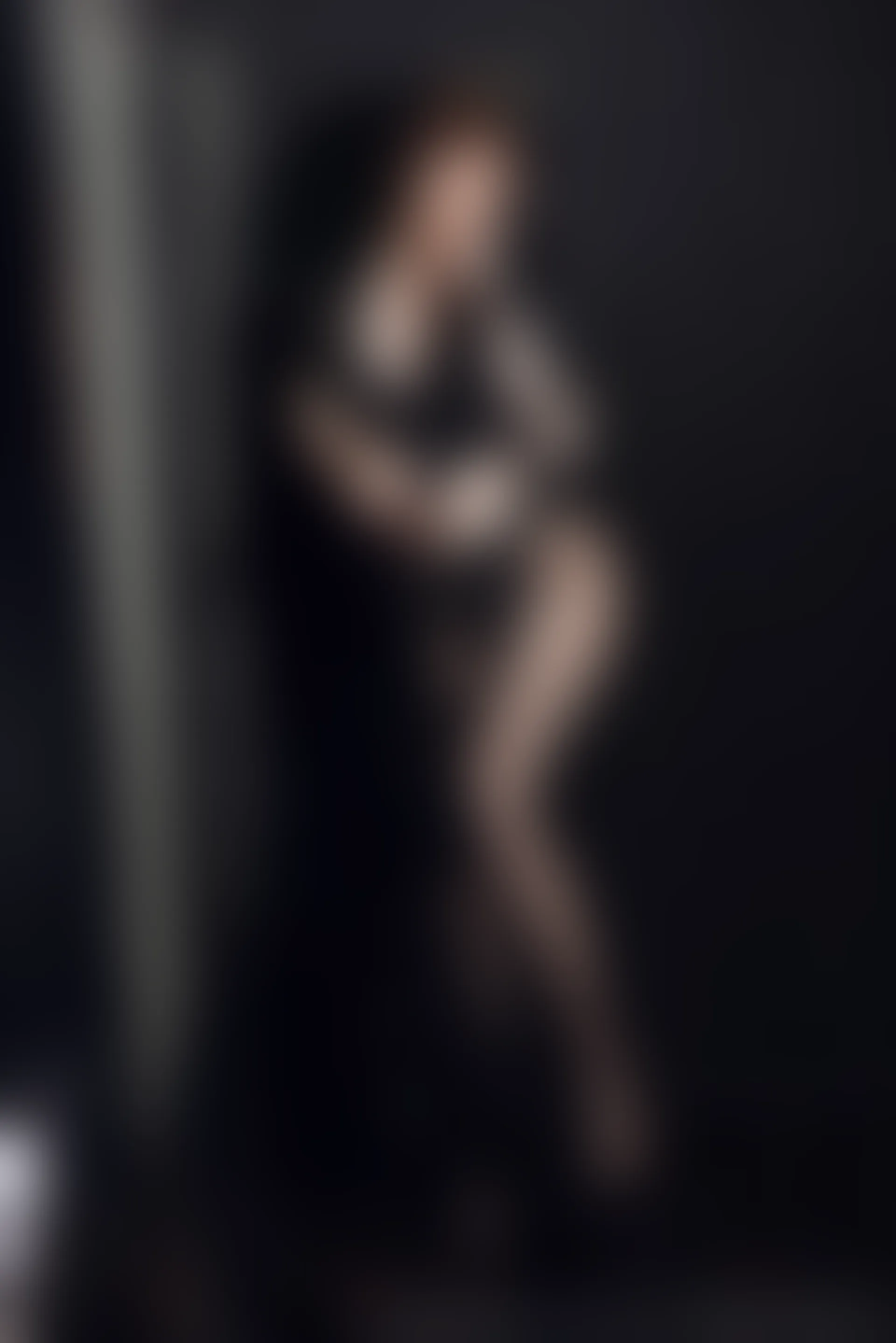 XiuRen秀人网 2021.12.17 No.4355 美桃酱 黑丝美腿[64+1P 697MB]