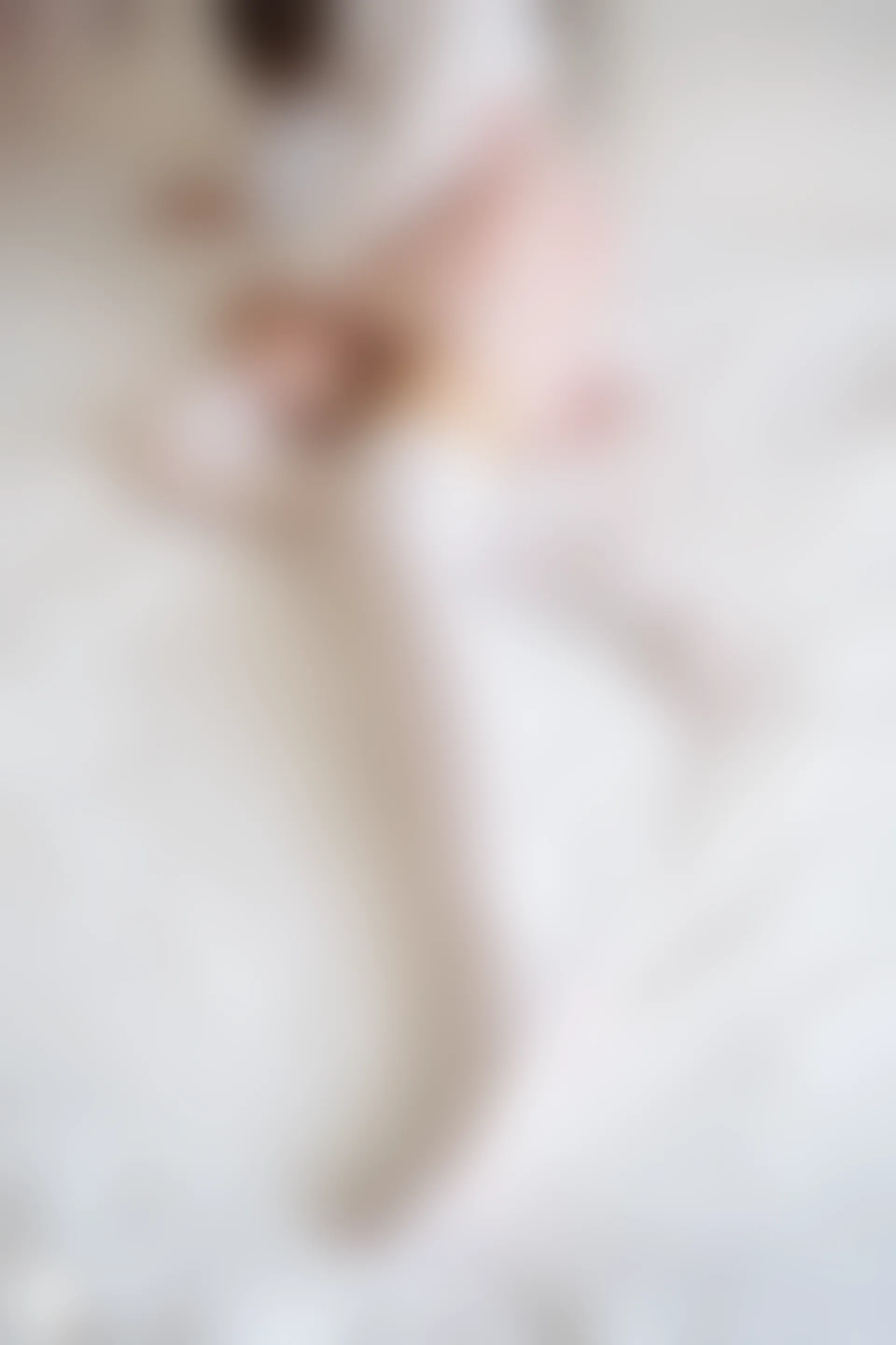 C35.002 粉色格裙 [40P-72MB]
