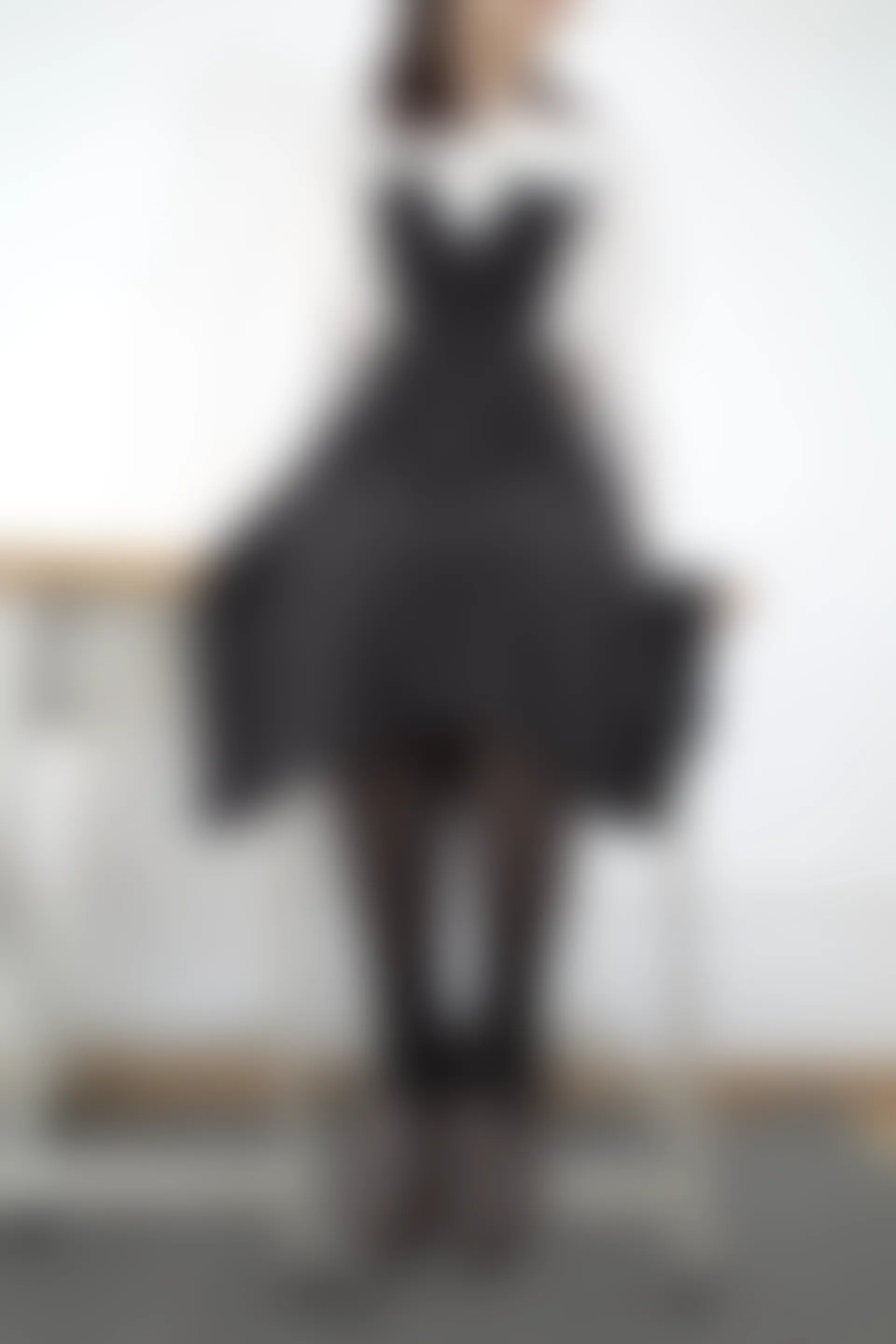 森萝财团 内部-005 黑丝学院风背带裙 [113P1V-3.61GB]