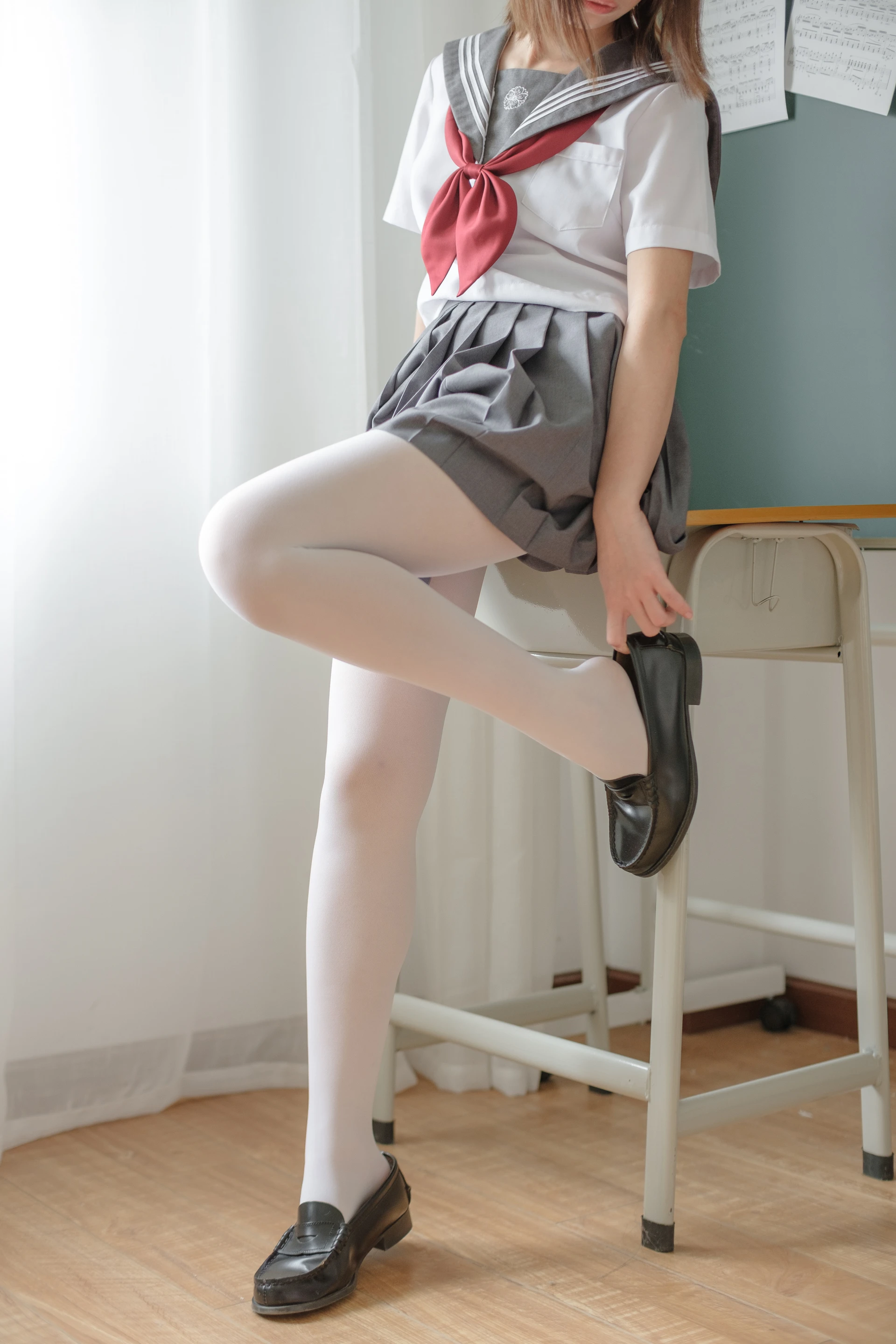 森萝财团 X-025 [131P1V-2.2G]制服, 学生装, 校服, 森萝财团, 白丝, 美腿