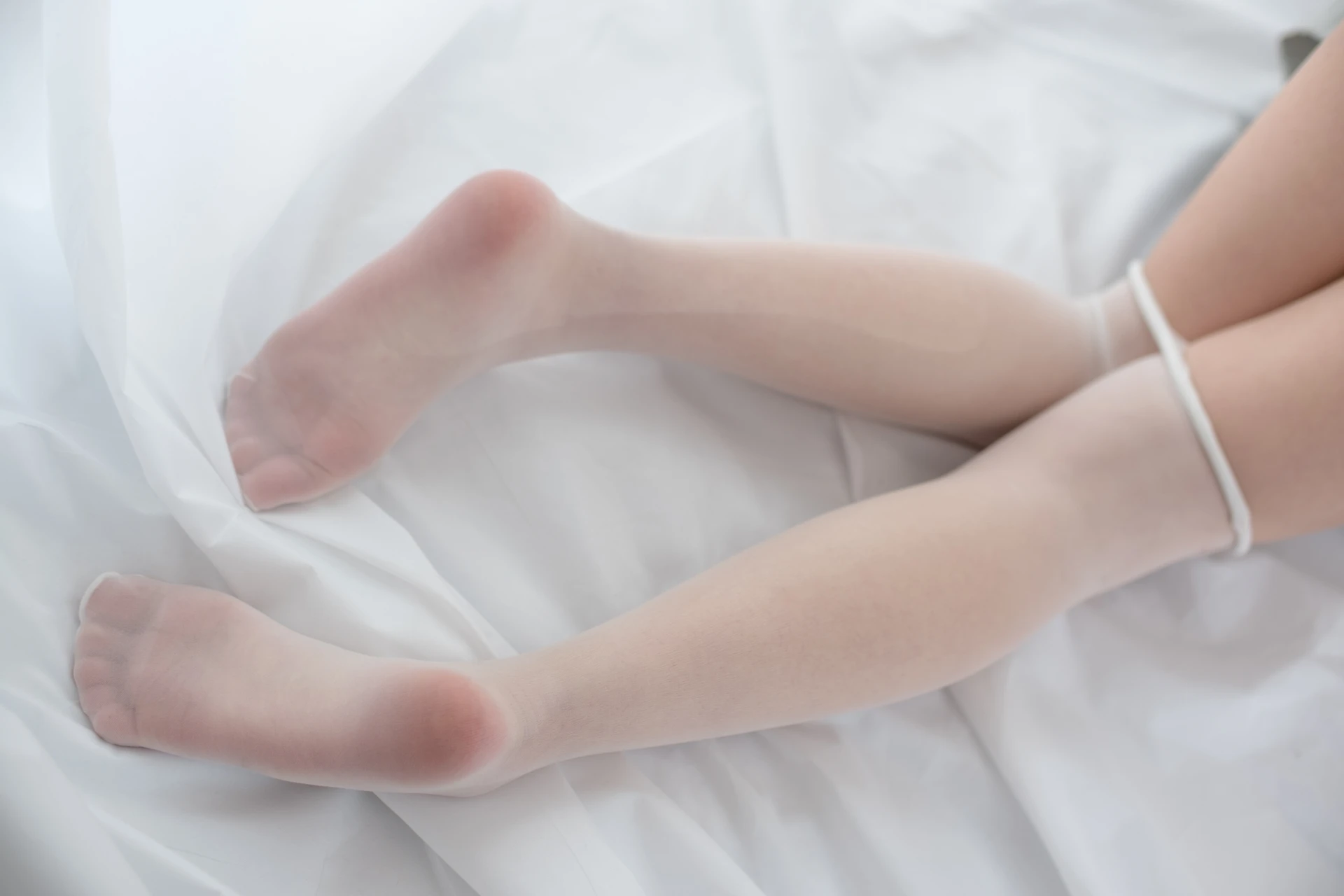 森萝财团 R15-046 [110P-420M]学生装, 森萝财团, 白丝, 美腿