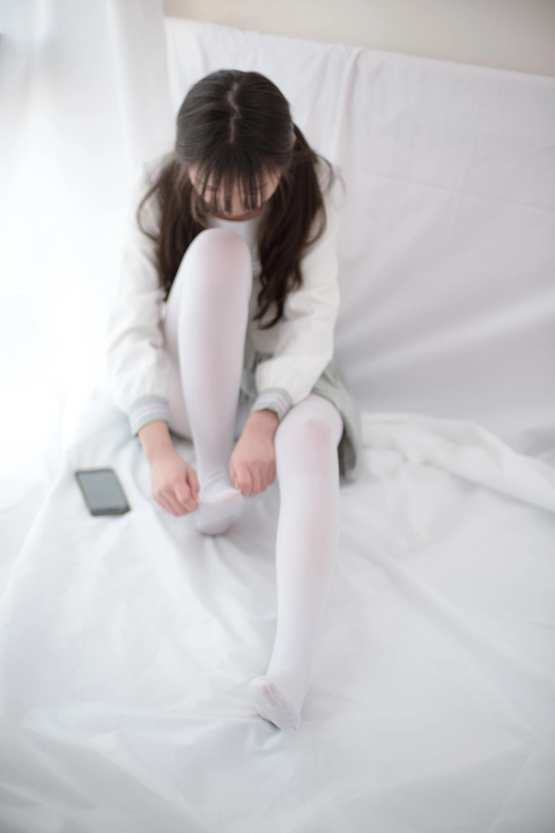 森萝财团 R15-046 [110P-420M]学生装, 森萝财团, 白丝, 美腿