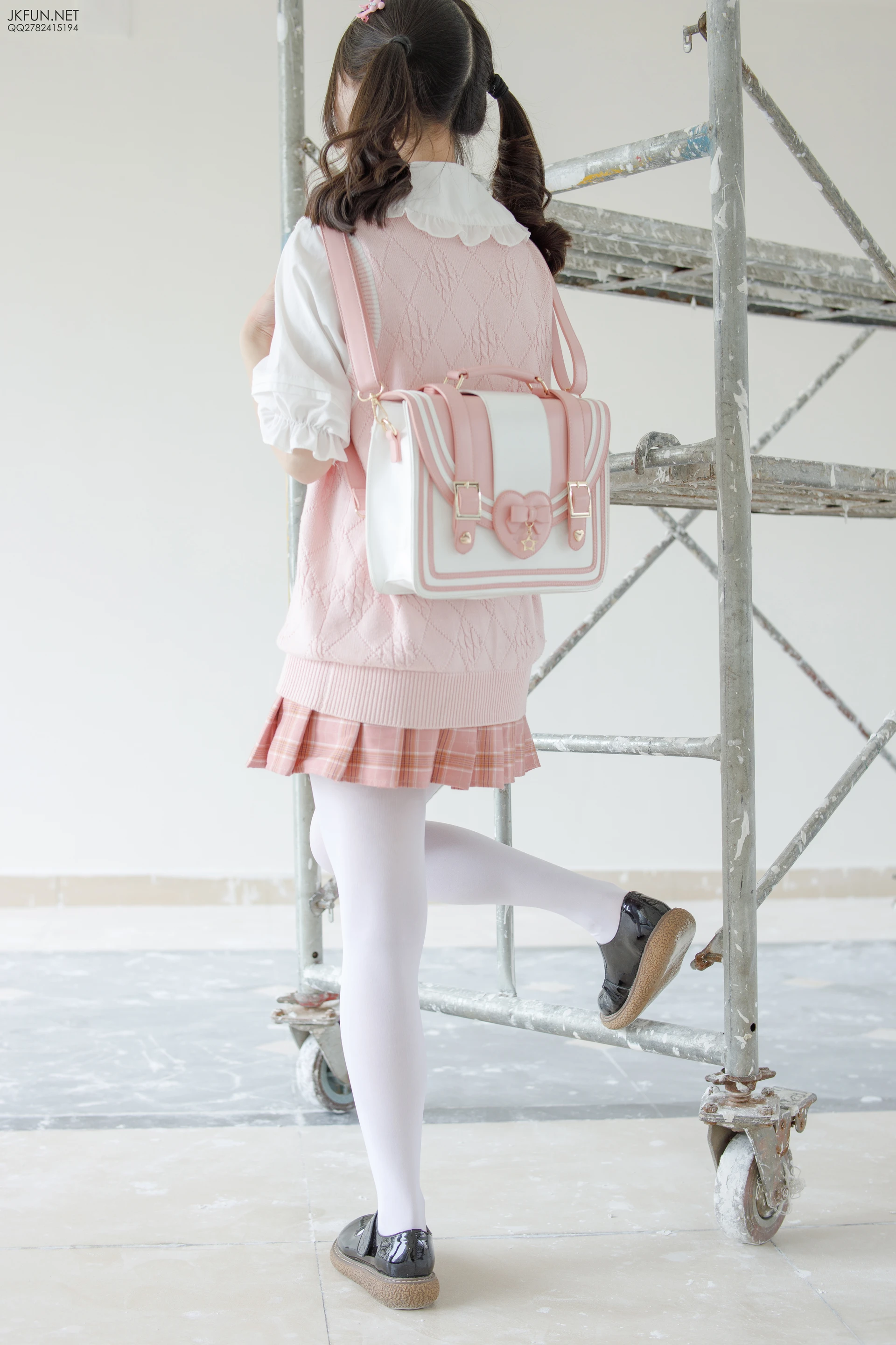 JKFUN-007 [126P1V-2.71G]JKFUN, 制服, 可爱, 学生装, 森萝财团, 白丝, 美腿