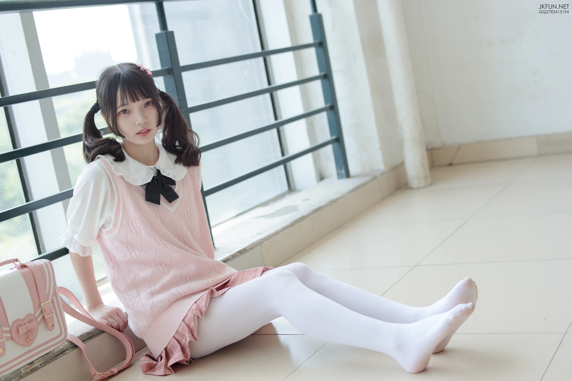 JKFUN-007 [126P1V-2.71G]JKFUN, 制服, 可爱, 学生装, 森萝财团, 白丝, 美腿