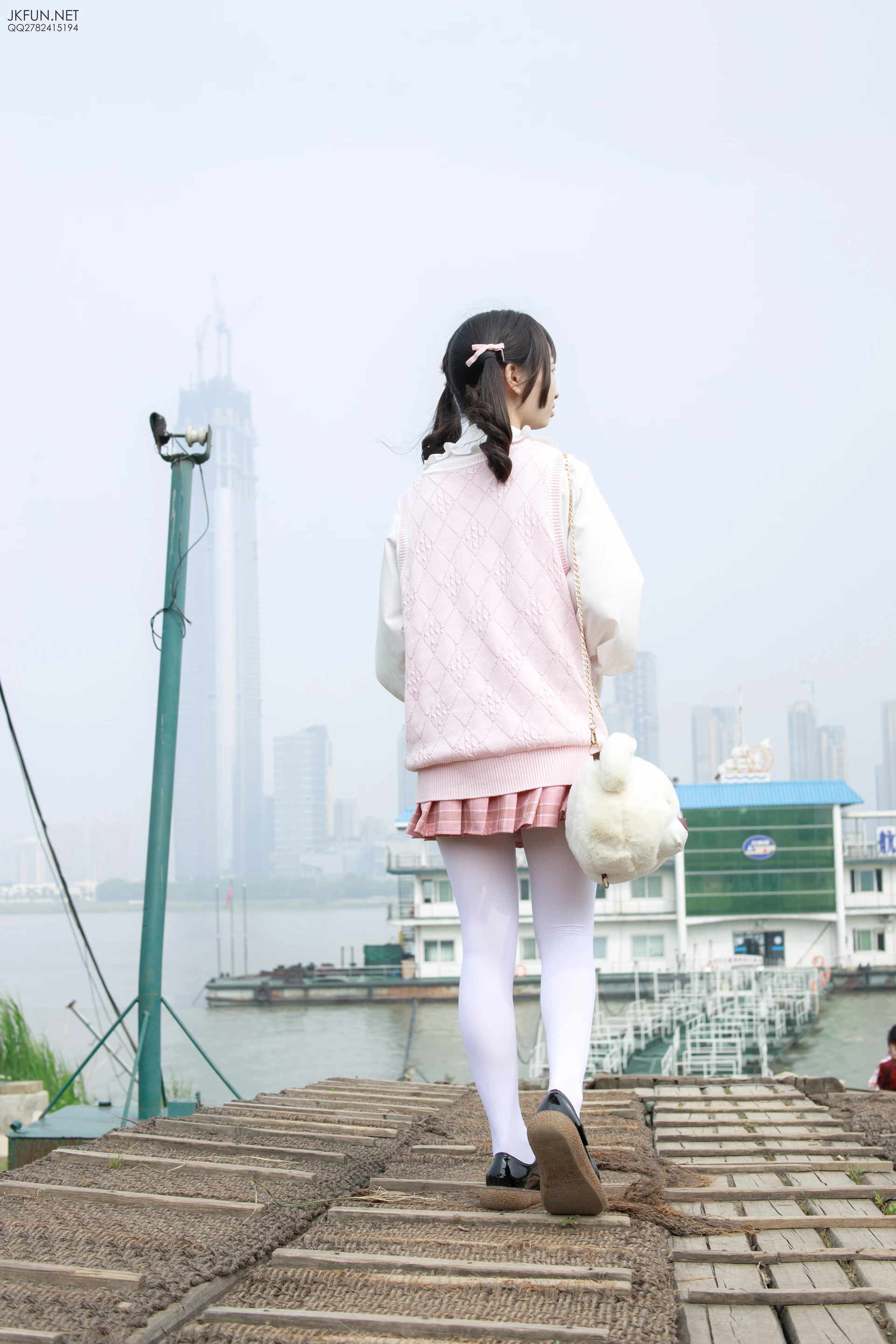 JKFUN-007 [126P1V-2.71G]JKFUN, 制服, 可爱, 学生装, 森萝财团, 白丝, 美腿