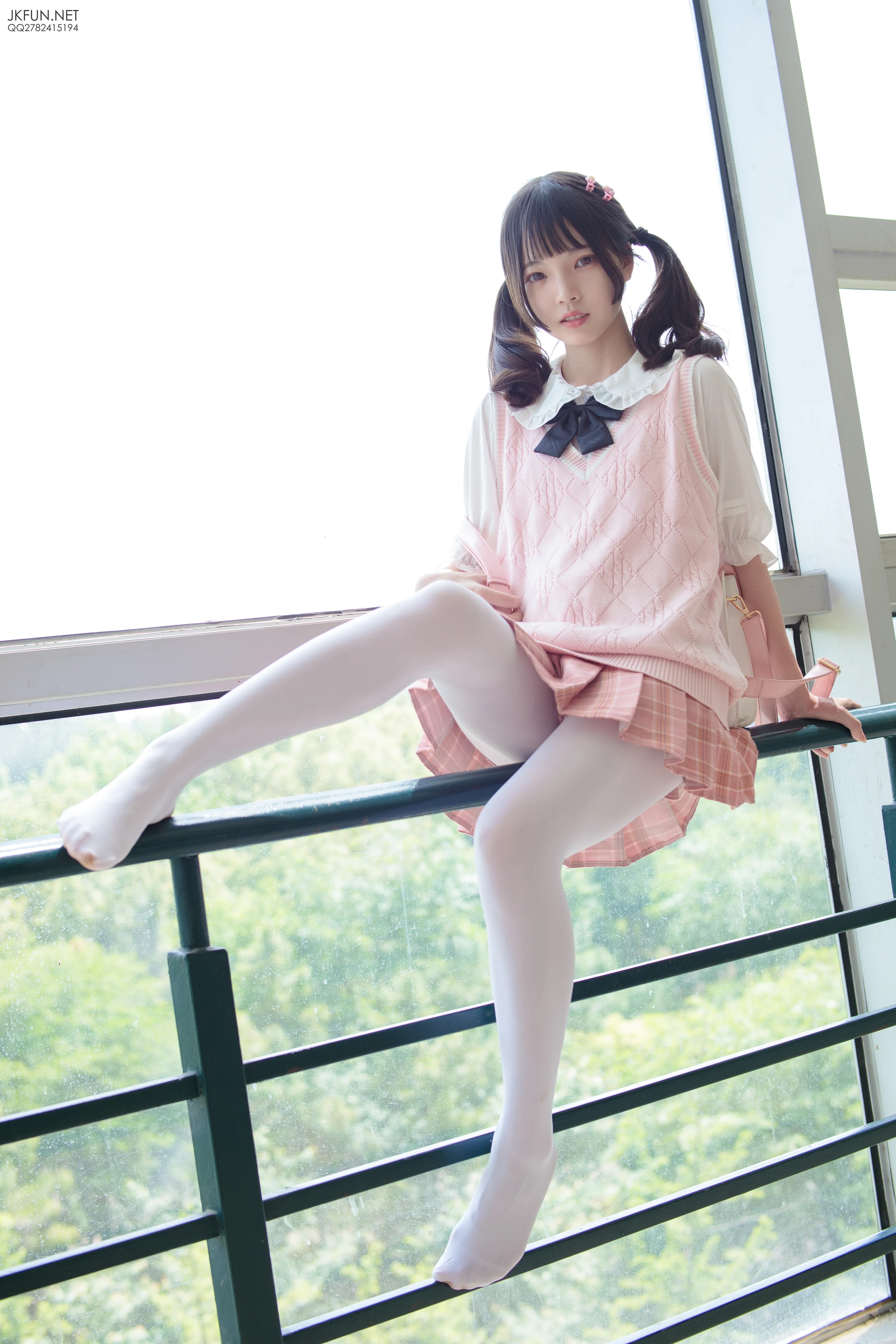 JKFUN-007 [126P1V-2.71G]JKFUN, 制服, 可爱, 学生装, 森萝财团, 白丝, 美腿