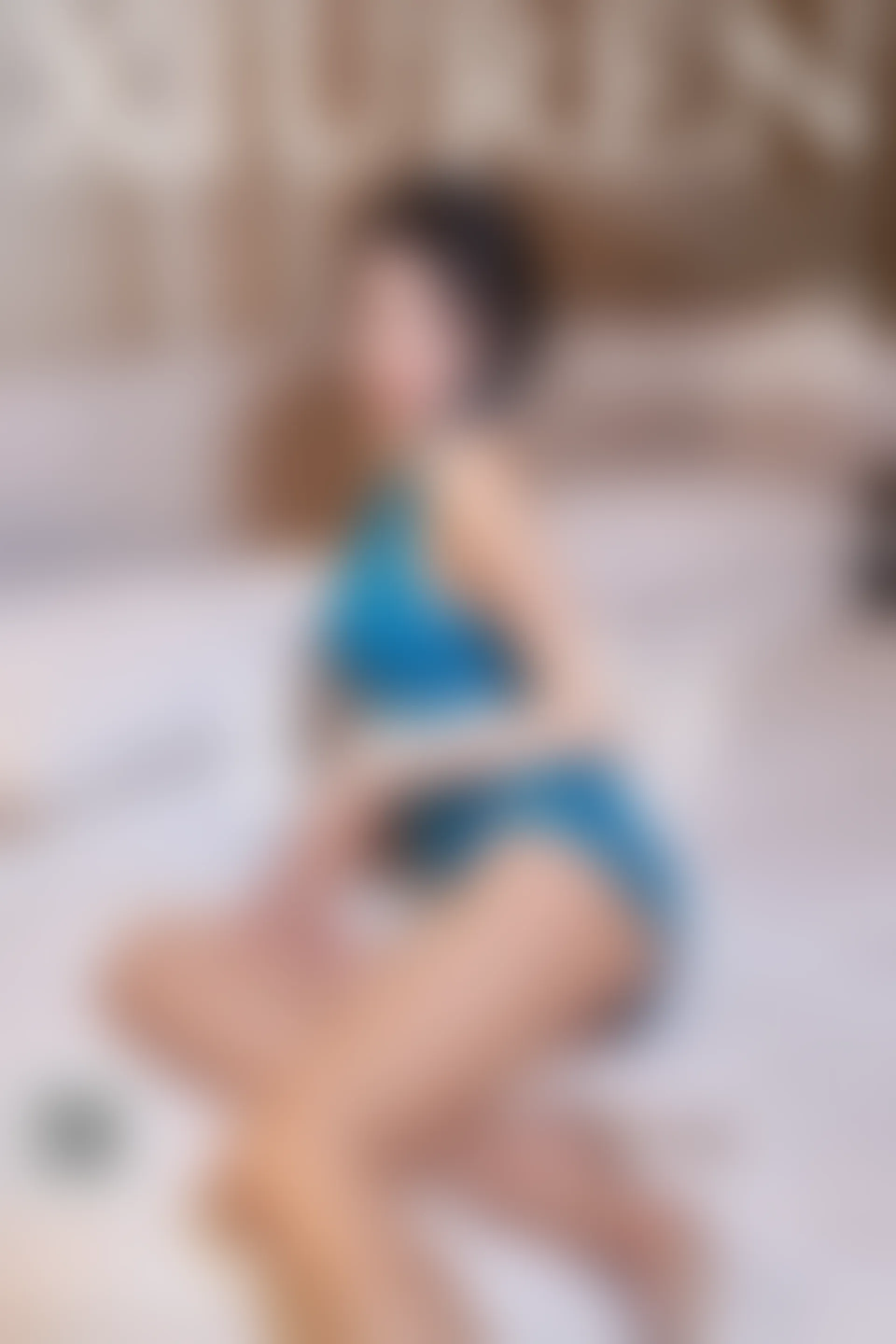 XiuRen秀人网 2021.10.13 No.4058 Emily尹菲 丝袜美腿[61+1P／605MB]