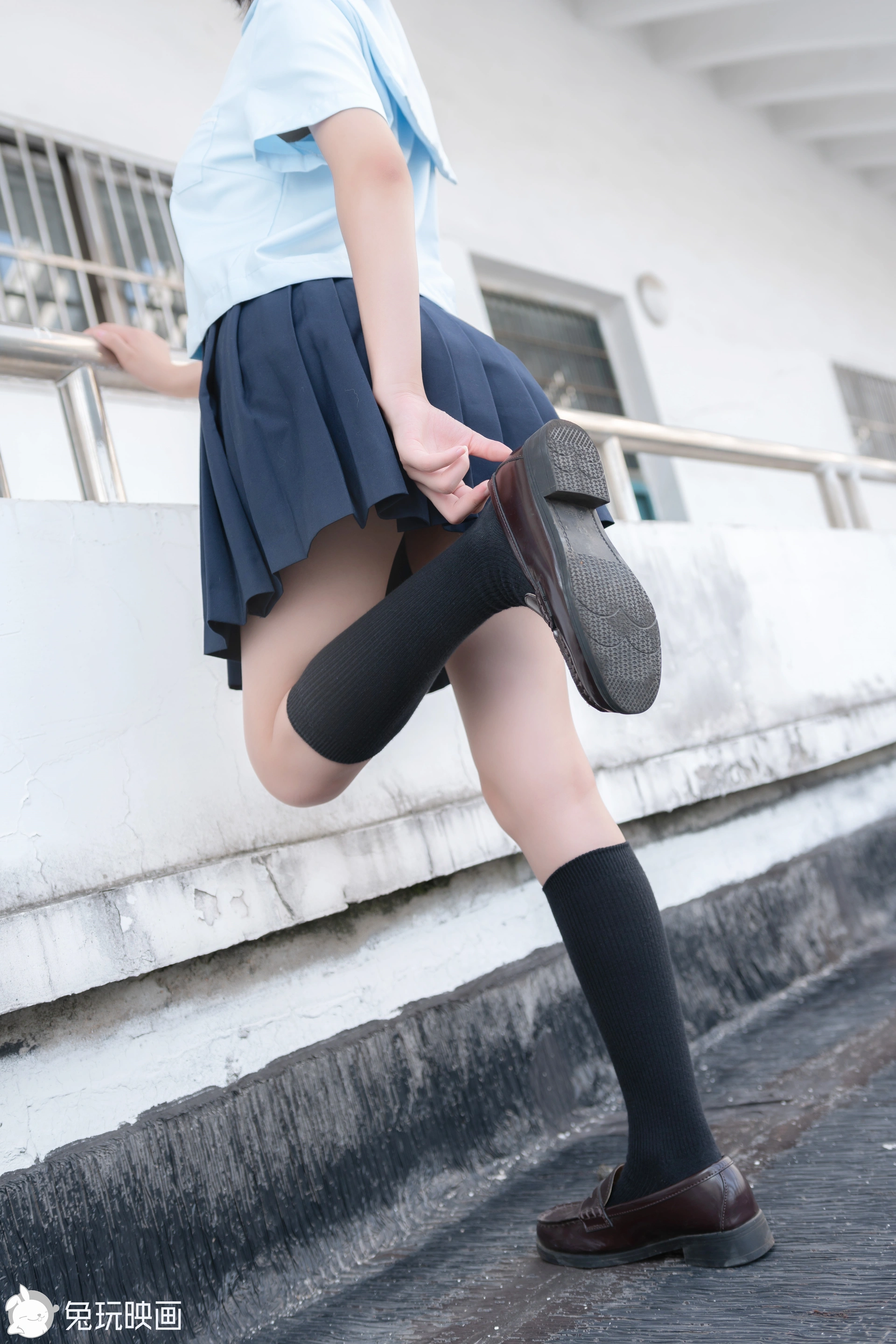C20.007 绝对领域制服裙 [41P-331MB]