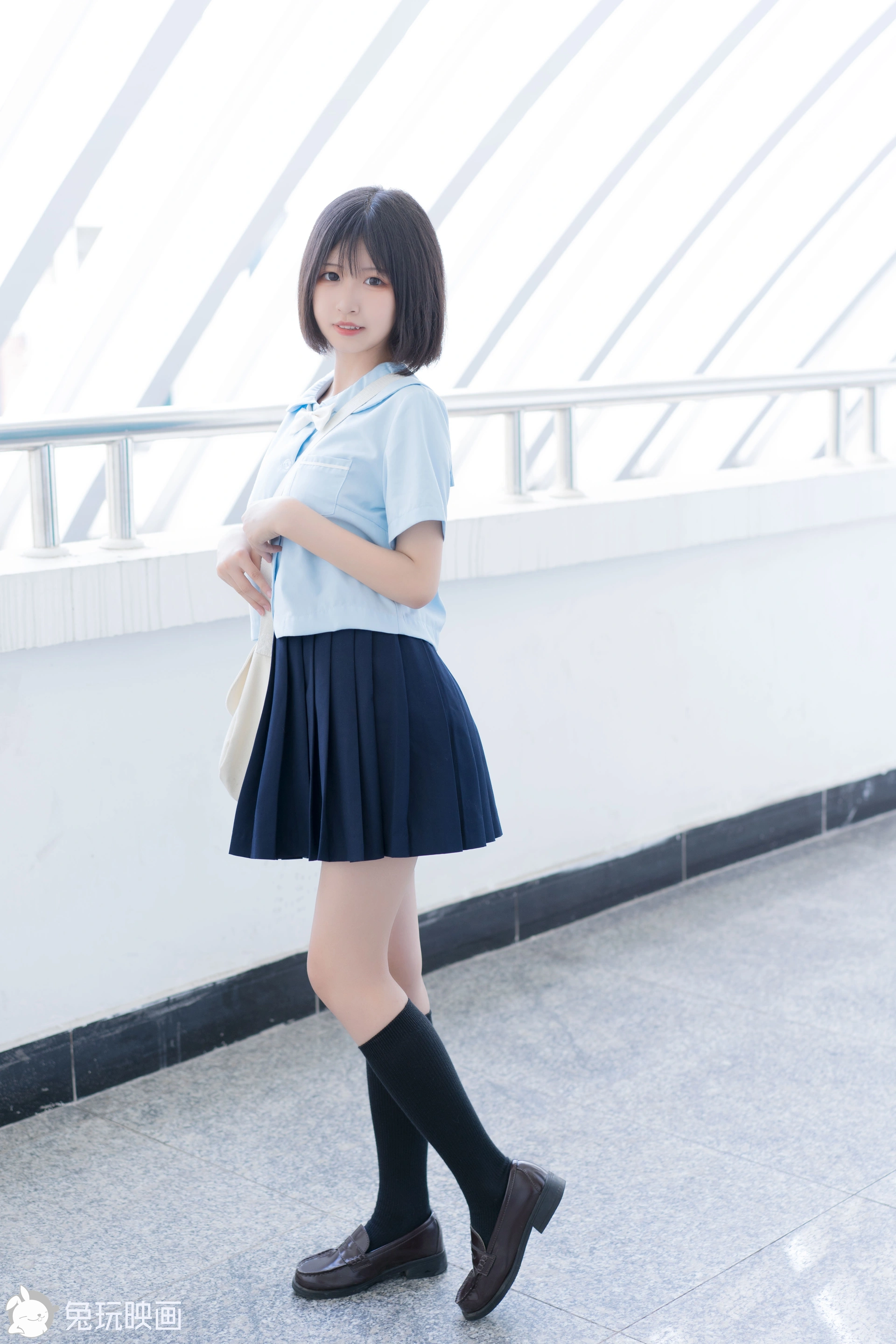 C20.007 绝对领域制服裙 [41P-331MB]