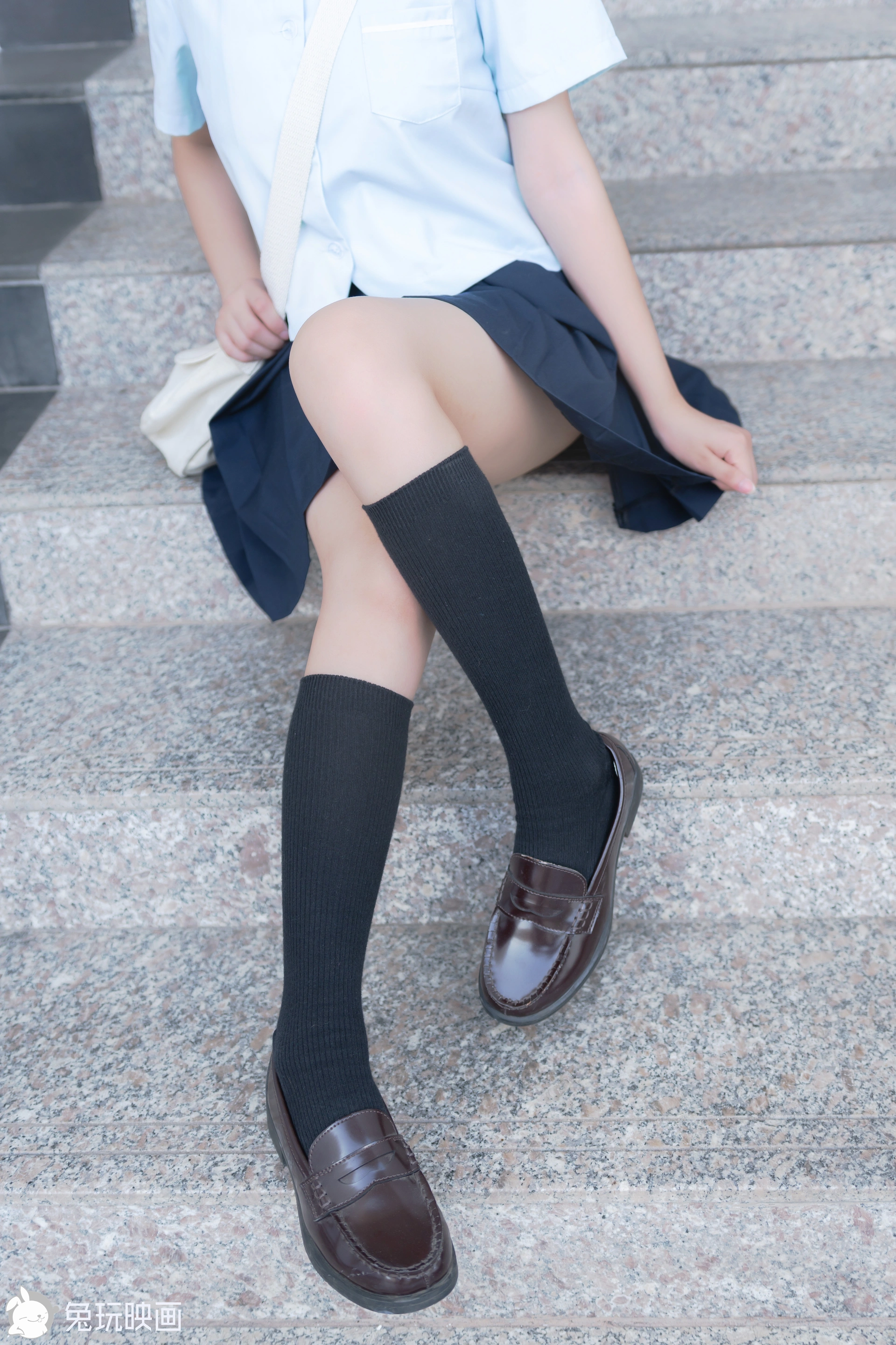 C20.007 绝对领域制服裙 [41P-331MB]