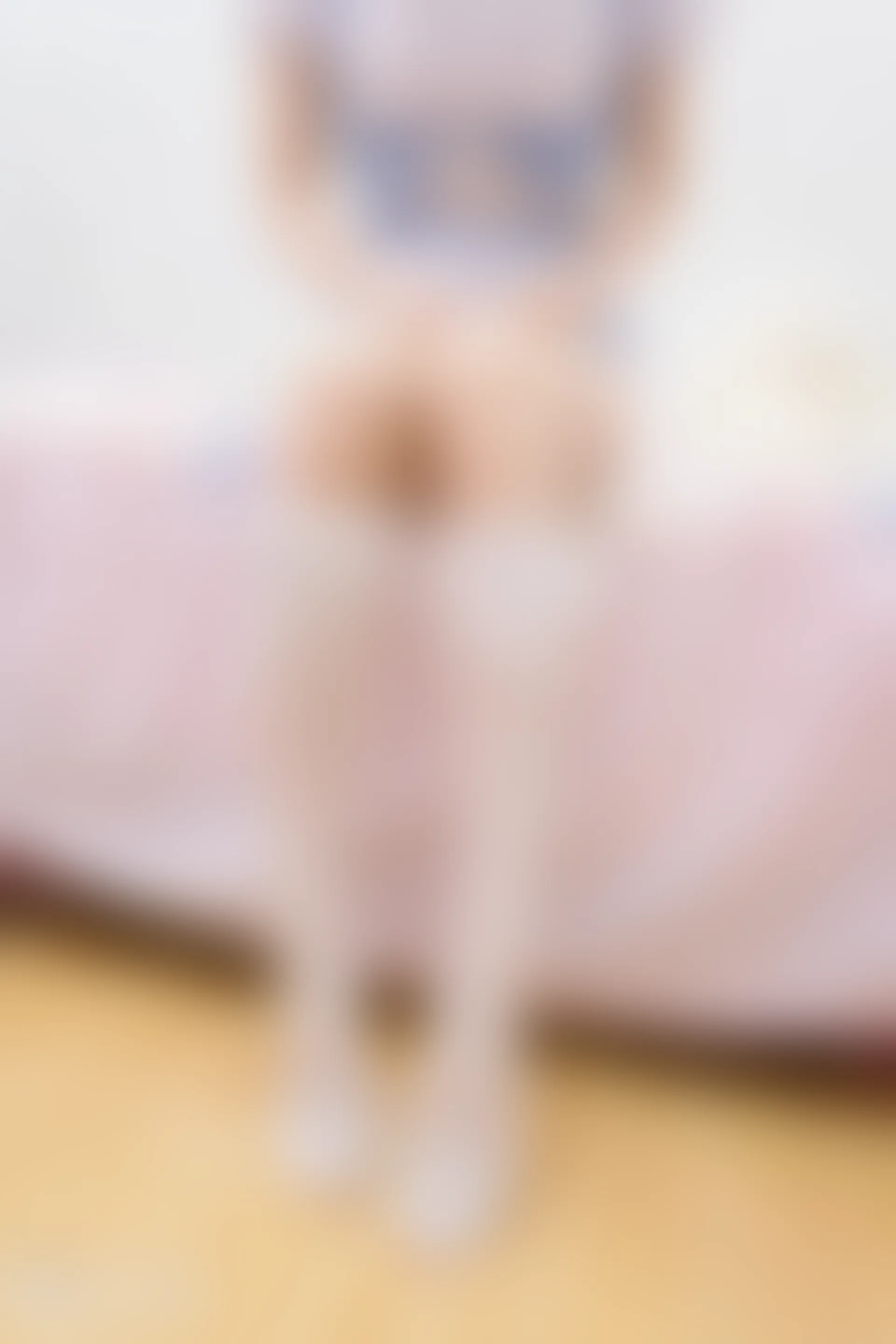 C13.005 小厨娘 [41P-373MB]