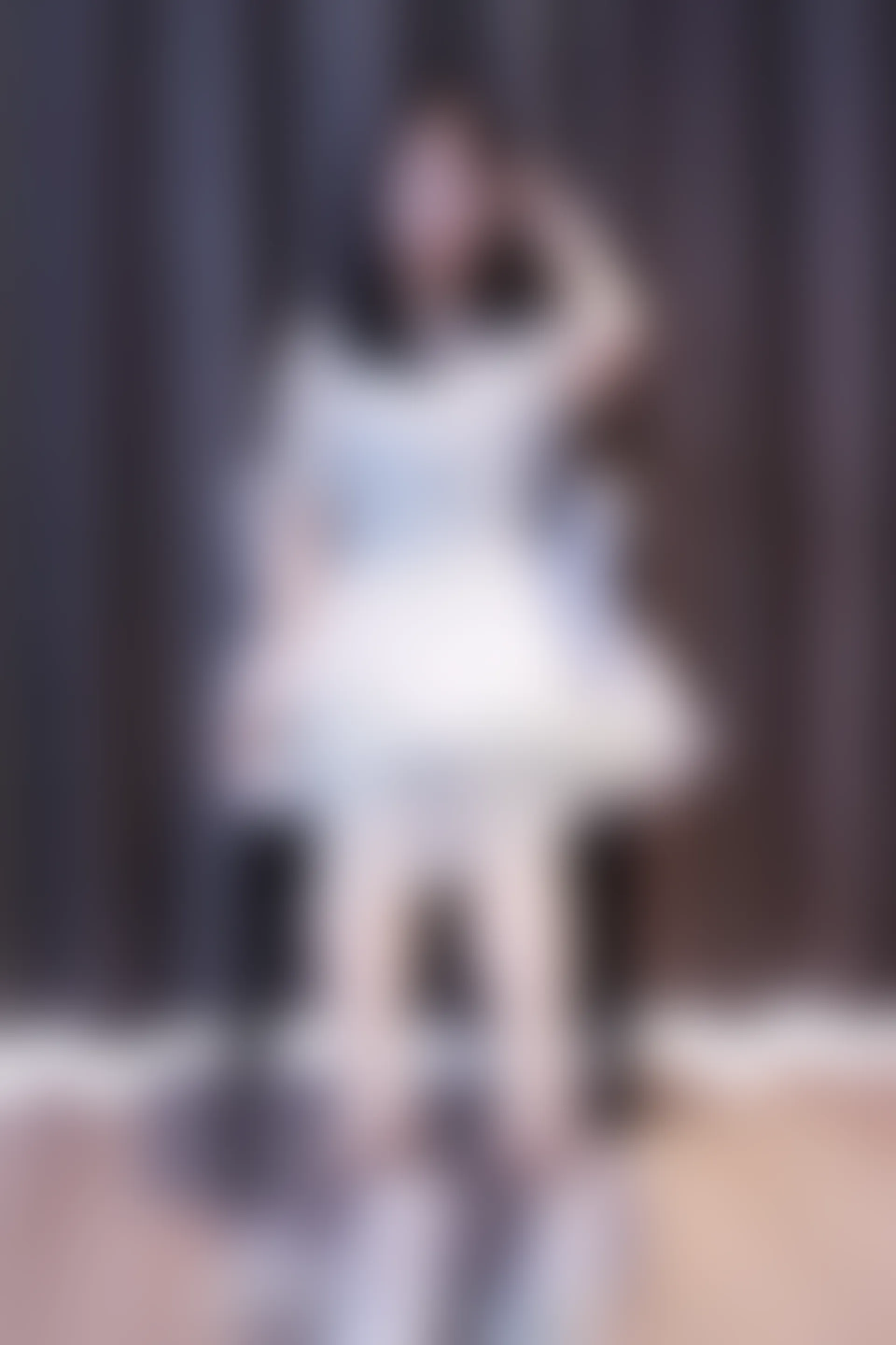 初夏女神 NO.009 念念 绿野仙踪M码连衣裙搭回力球鞋[120P+1V／5.53GB]