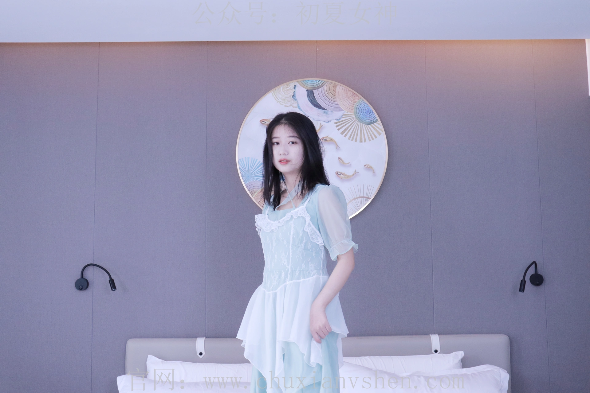 初夏女神 NO.009 念念 绿野仙踪M码连衣裙搭回力球鞋[120P+1V／5.53GB]