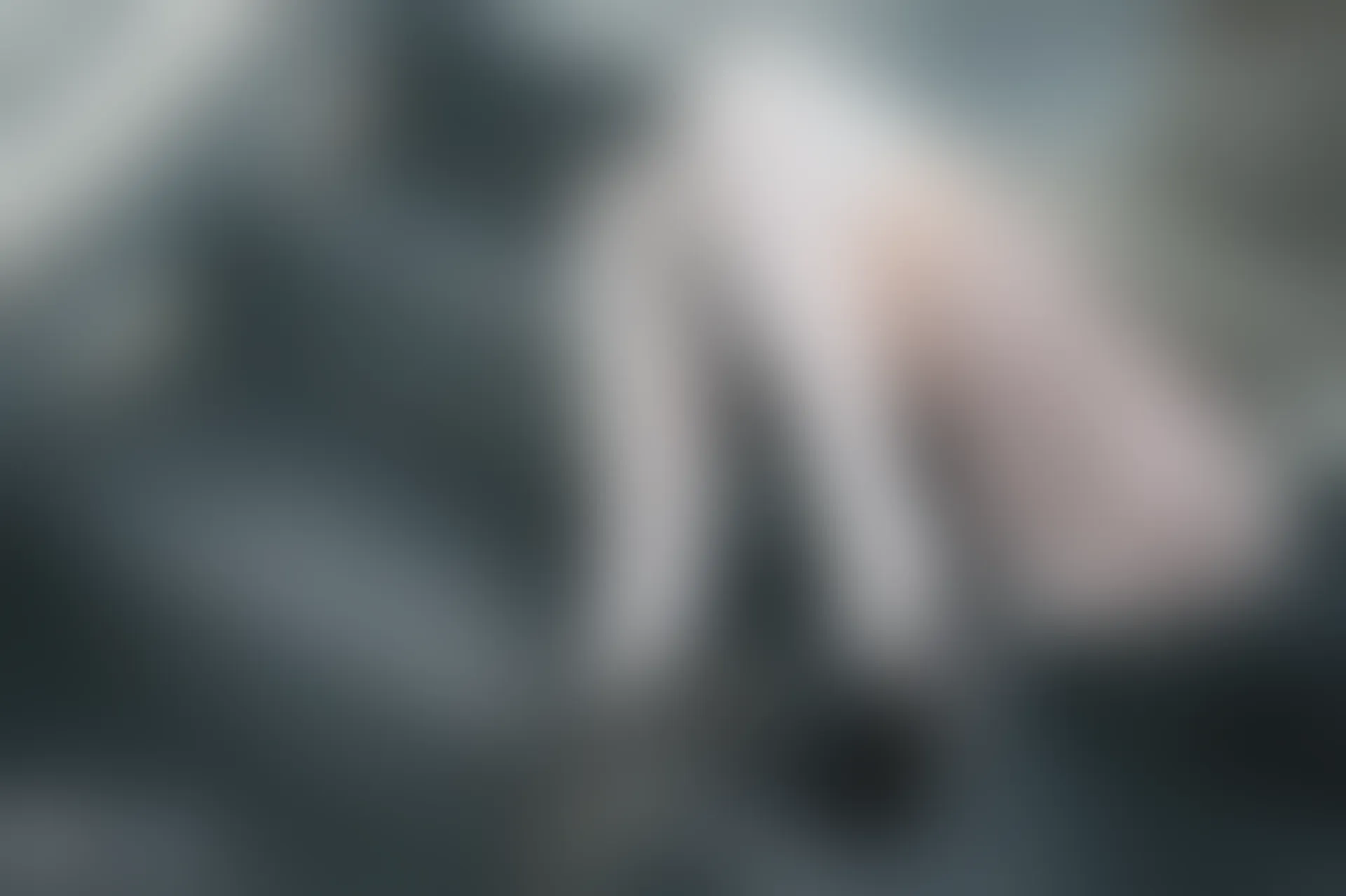 C09.004 楼梯上的萝莉白丝 [42P-102MB]