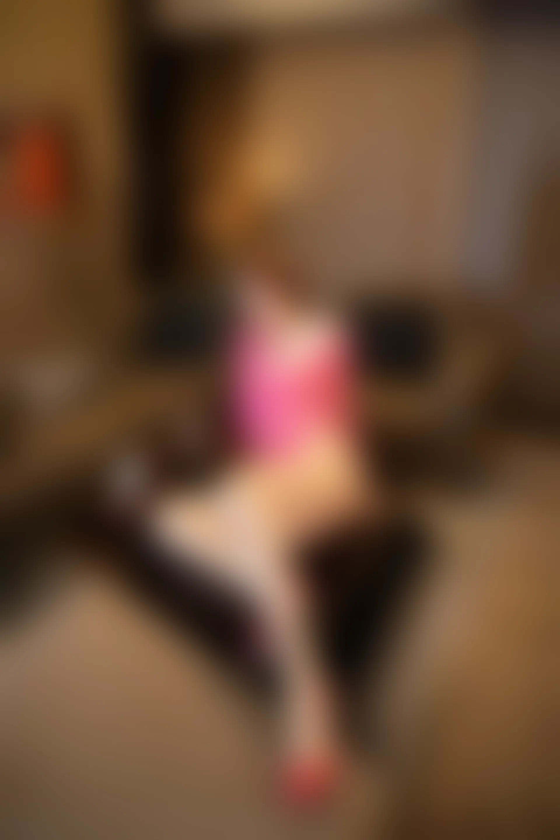 XiuRen秀人网 2021.12.17 No.4350 周慕汐baby 性感美腿[68+1P 696MB]