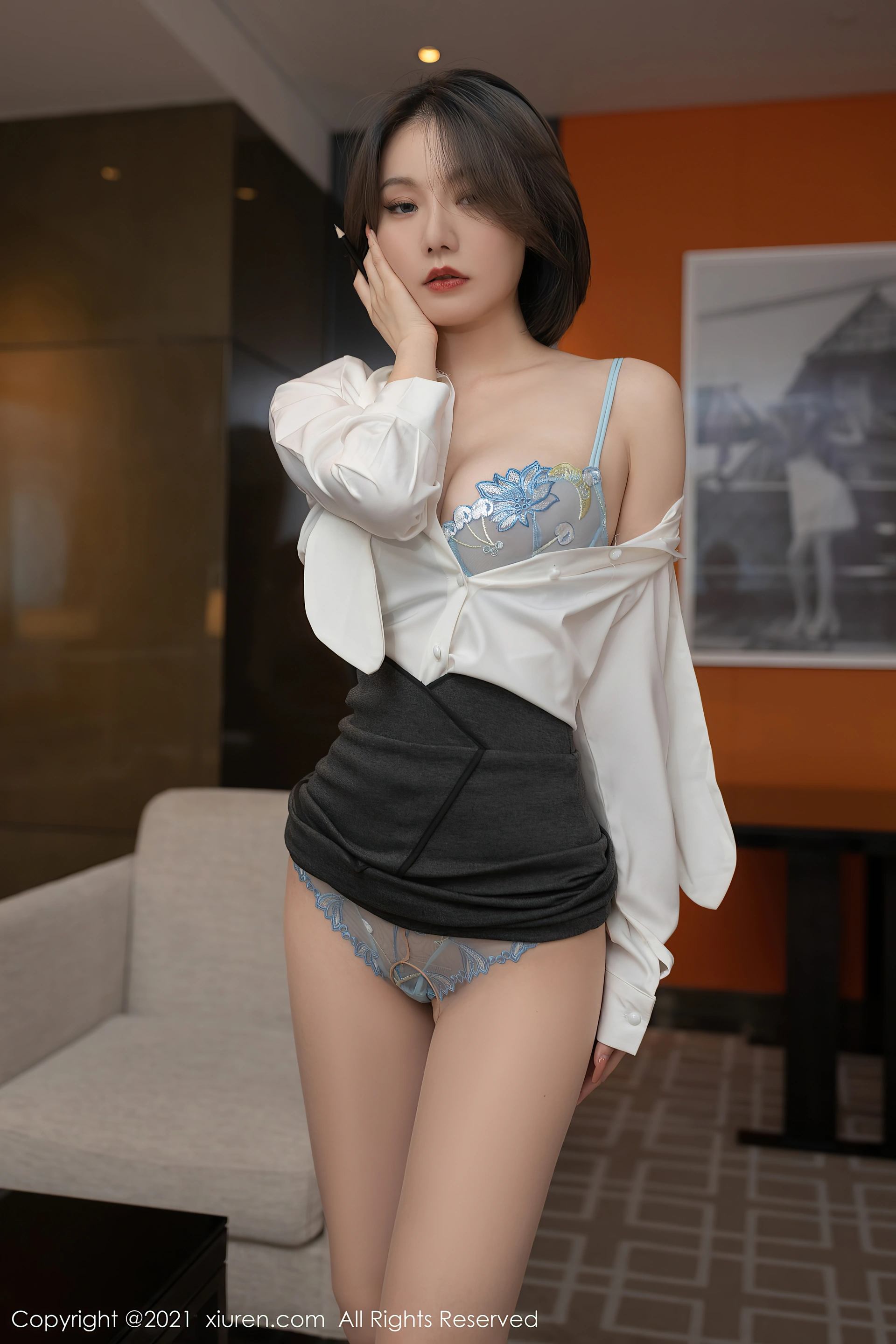 XiuRen秀人网 2021.10.12 No.4051 安然Maleah 重庆旅拍[80+1P／719MB]