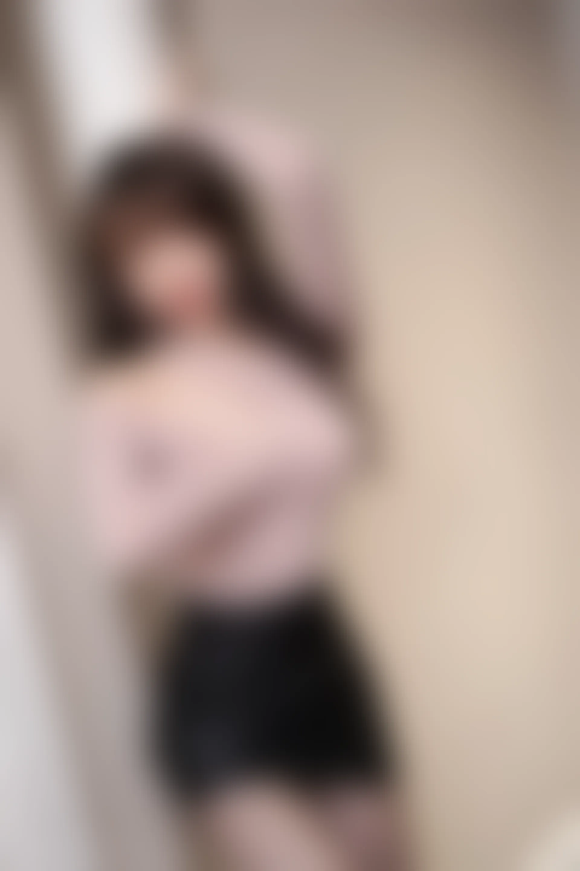 XiuRen秀人网 2022.02.18 No.4606 芝芝Booty 御姐美腿[78+1P 644MB]