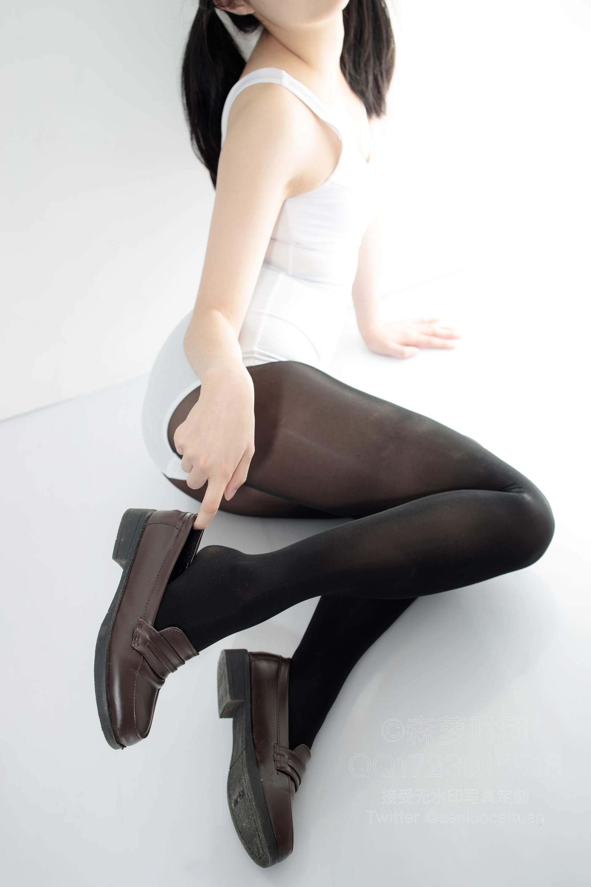 森萝财团 X-058 [119P1V-2.74G]森萝财团, 美腿, 黑丝