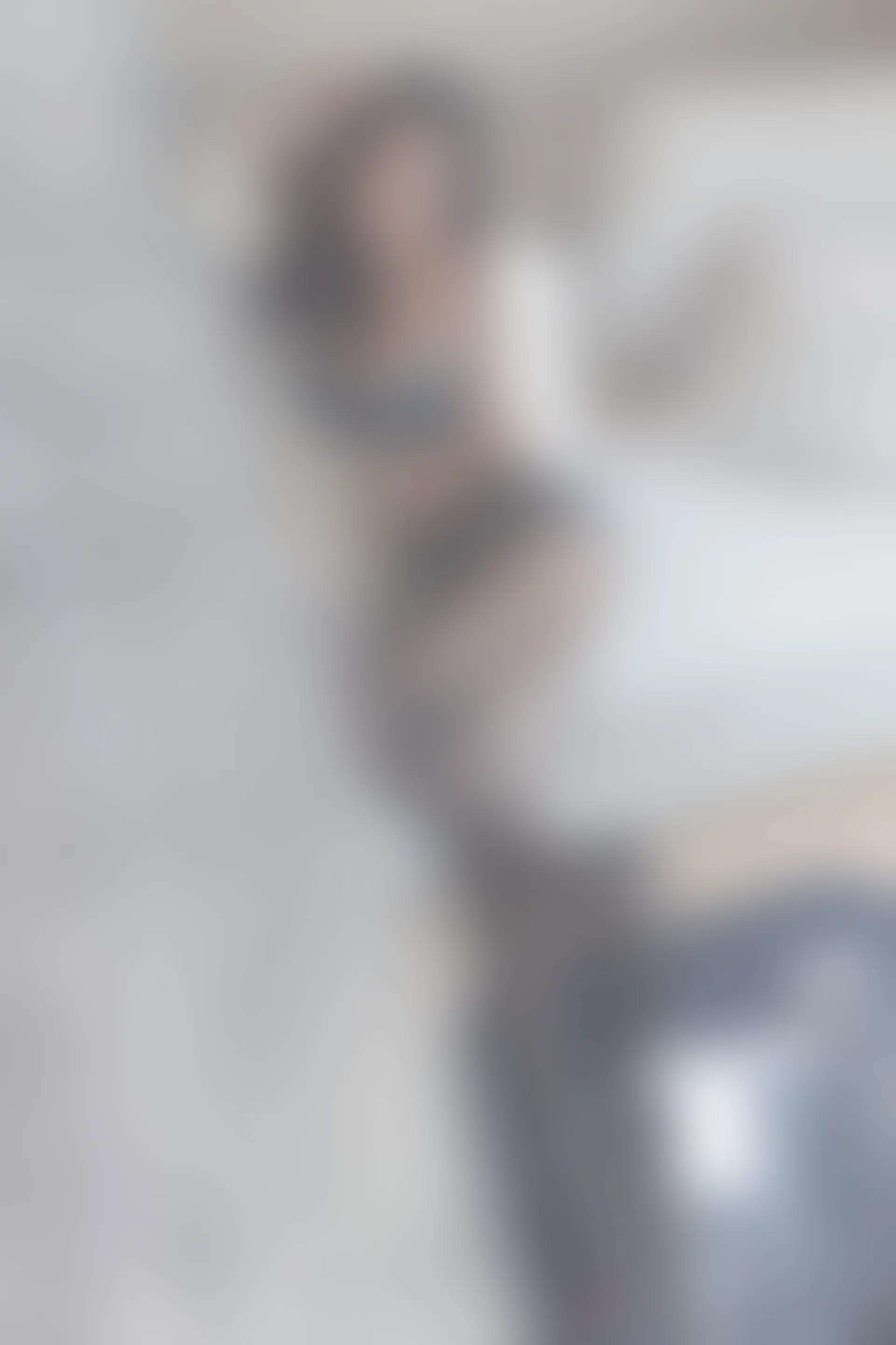 XiuRen秀人网 2021.12.01 No.4288 艾静香 御姐黑丝[45+1P 502MB]