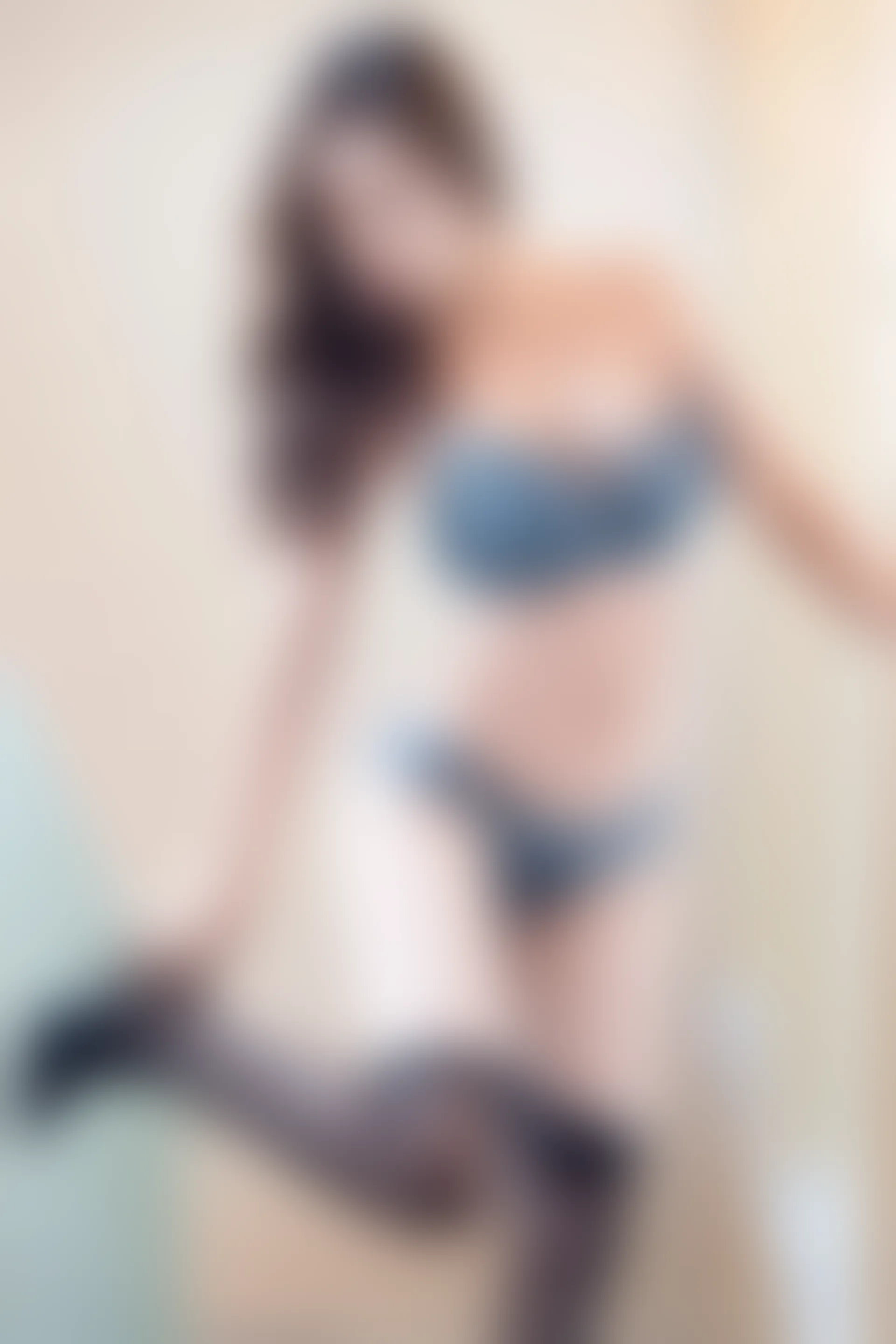 XiuRen秀人网 2021.12.01 No.4288 艾静香 御姐黑丝[45+1P 502MB]