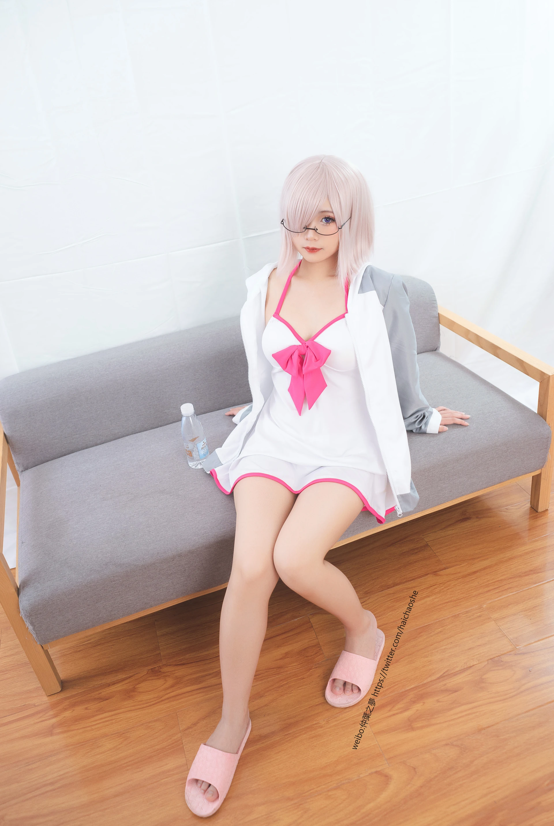 轻兰映画 Grand.012 [53P1V-501M]白丝, 美腿, 美足, 轻兰映画