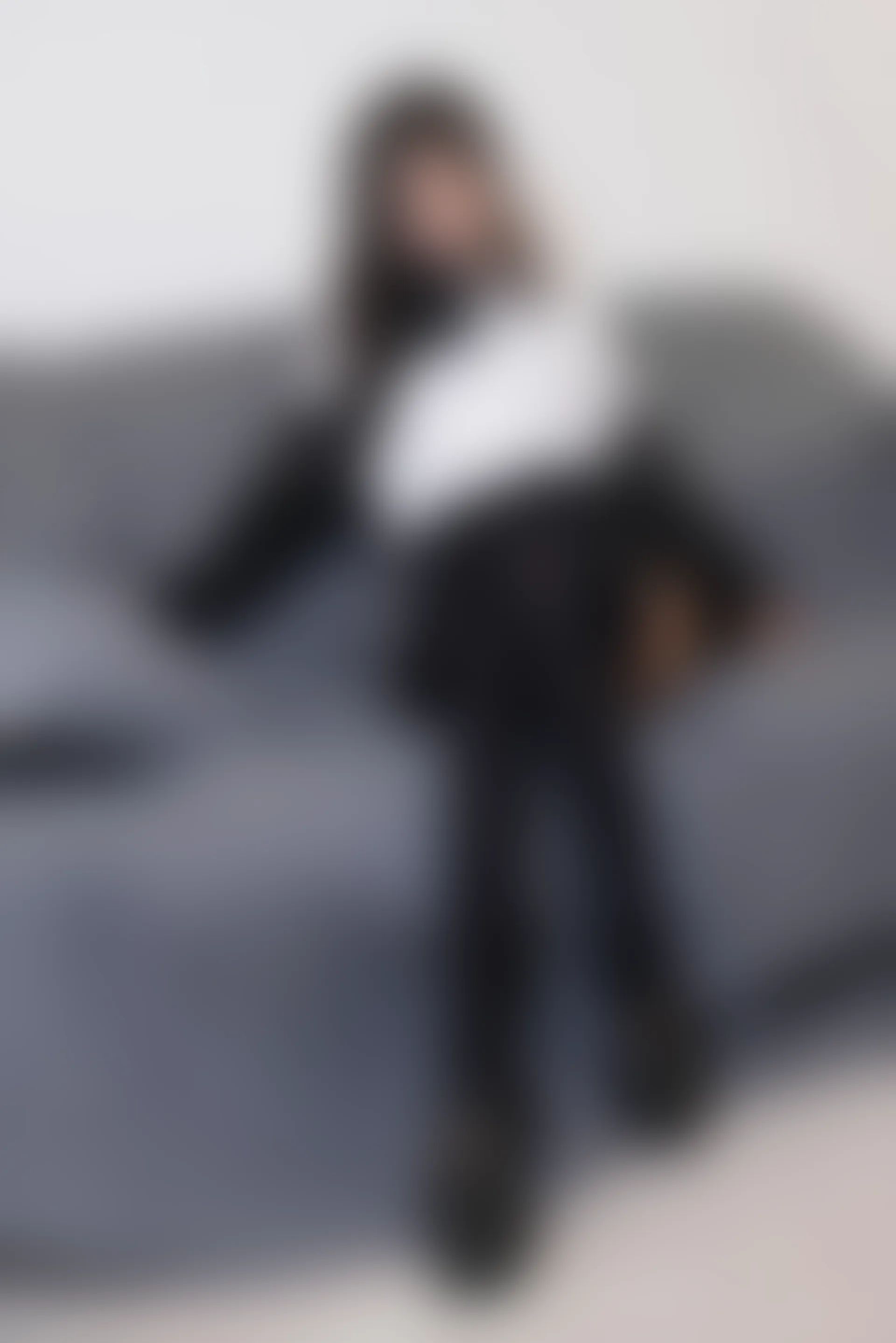 XiuRen秀人网 2022.02.17 No.4599 小蛮妖Yummy 三亚旅拍[74+1P 820MB]