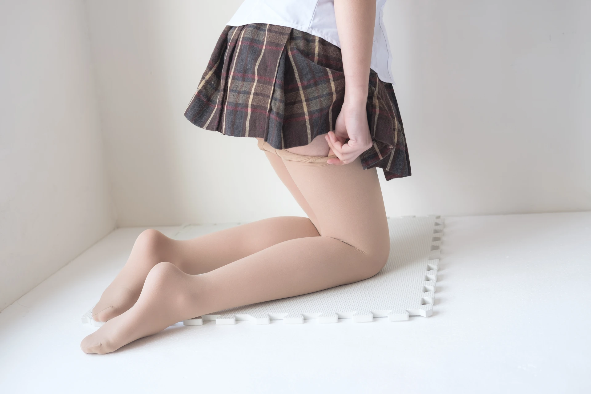 森萝财团 X-013 [134P1V-1.51G]森萝财团, 美腿, 美足, 肉丝