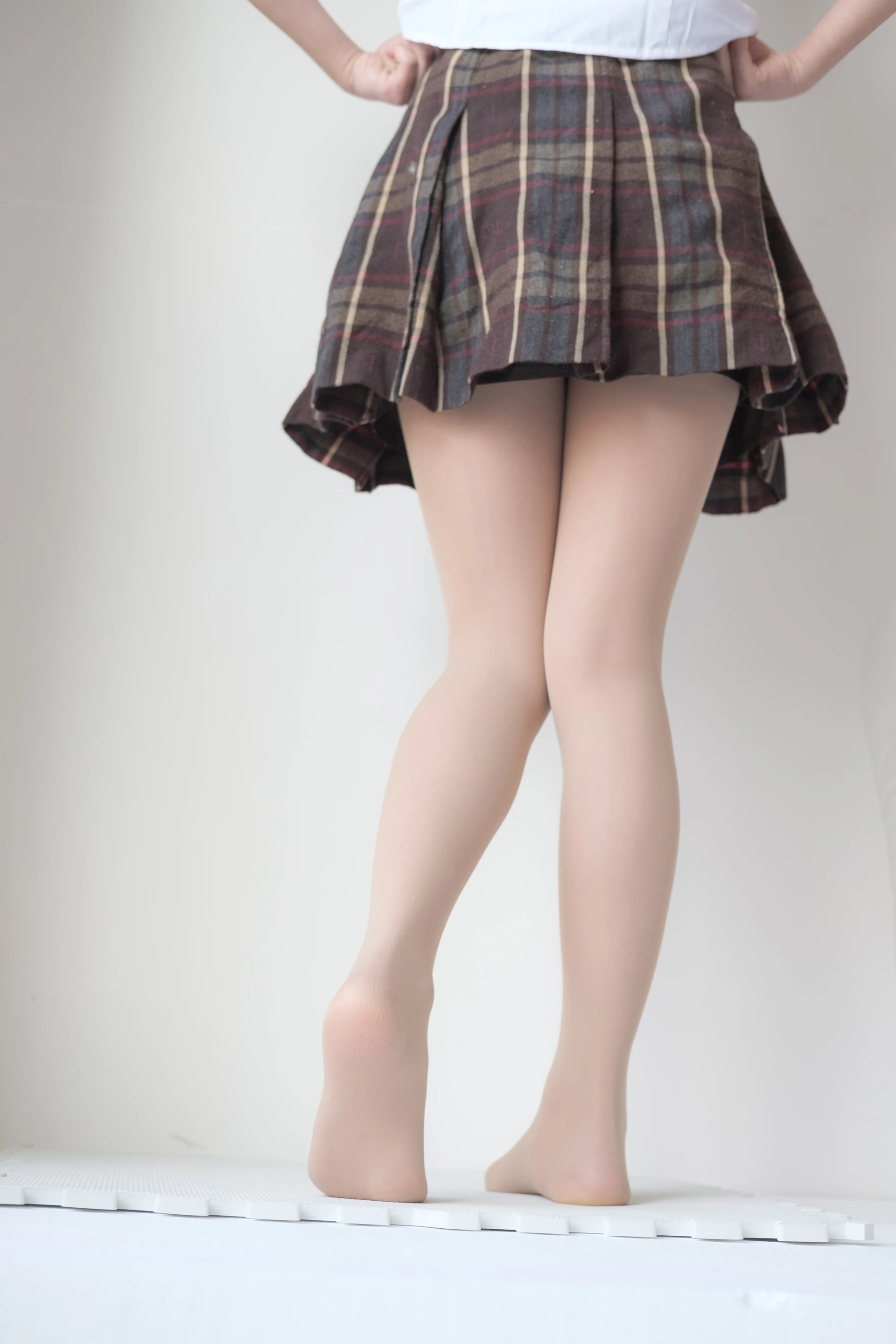 森萝财团 X-013 [134P1V-1.51G]森萝财团, 美腿, 美足, 肉丝