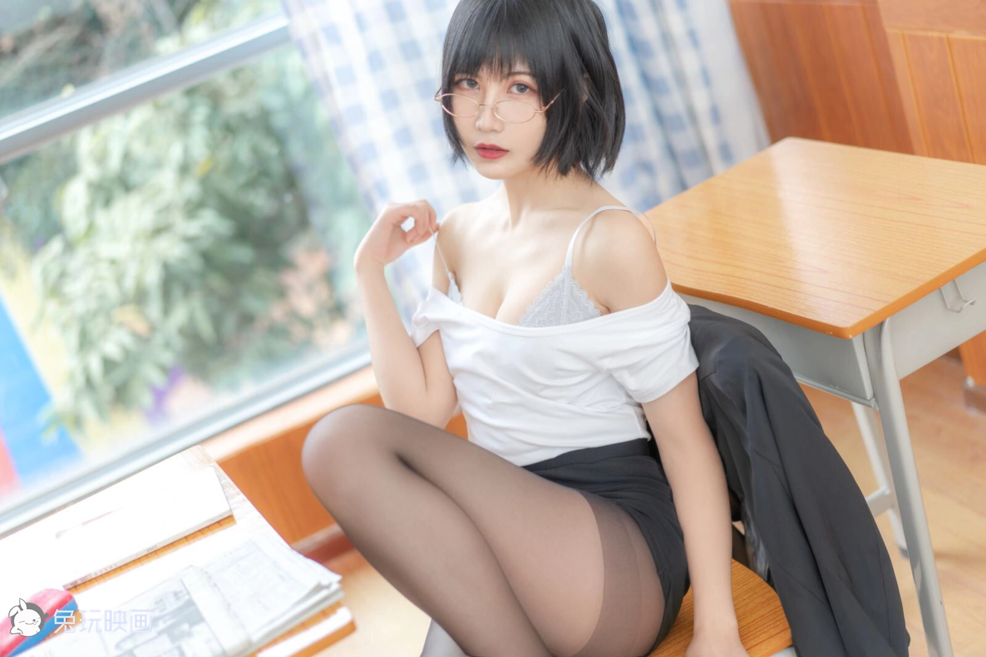 C02.003 短发也可以很性感 [53P-63MB]