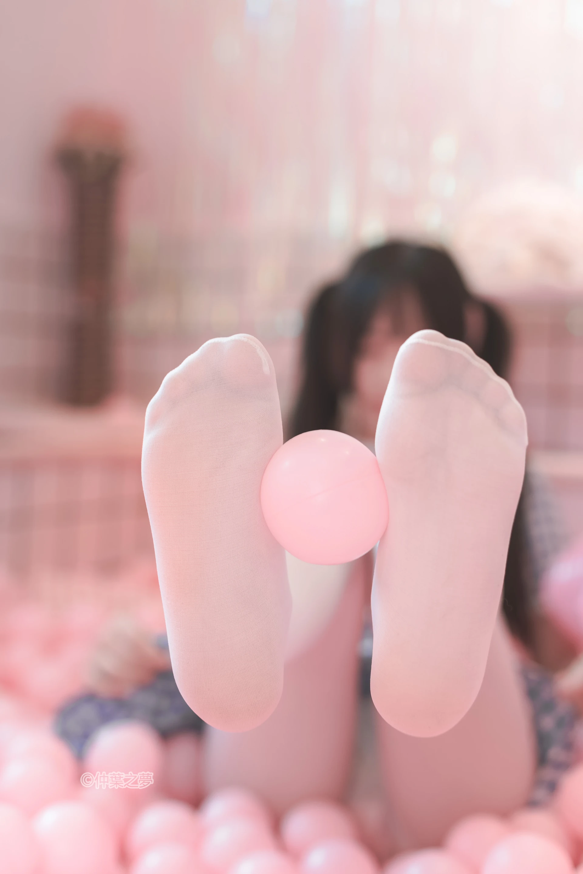 轻兰映画 SPL.010 [115P-277M]可爱, 白丝, 美腿, 美足, 轻兰映画