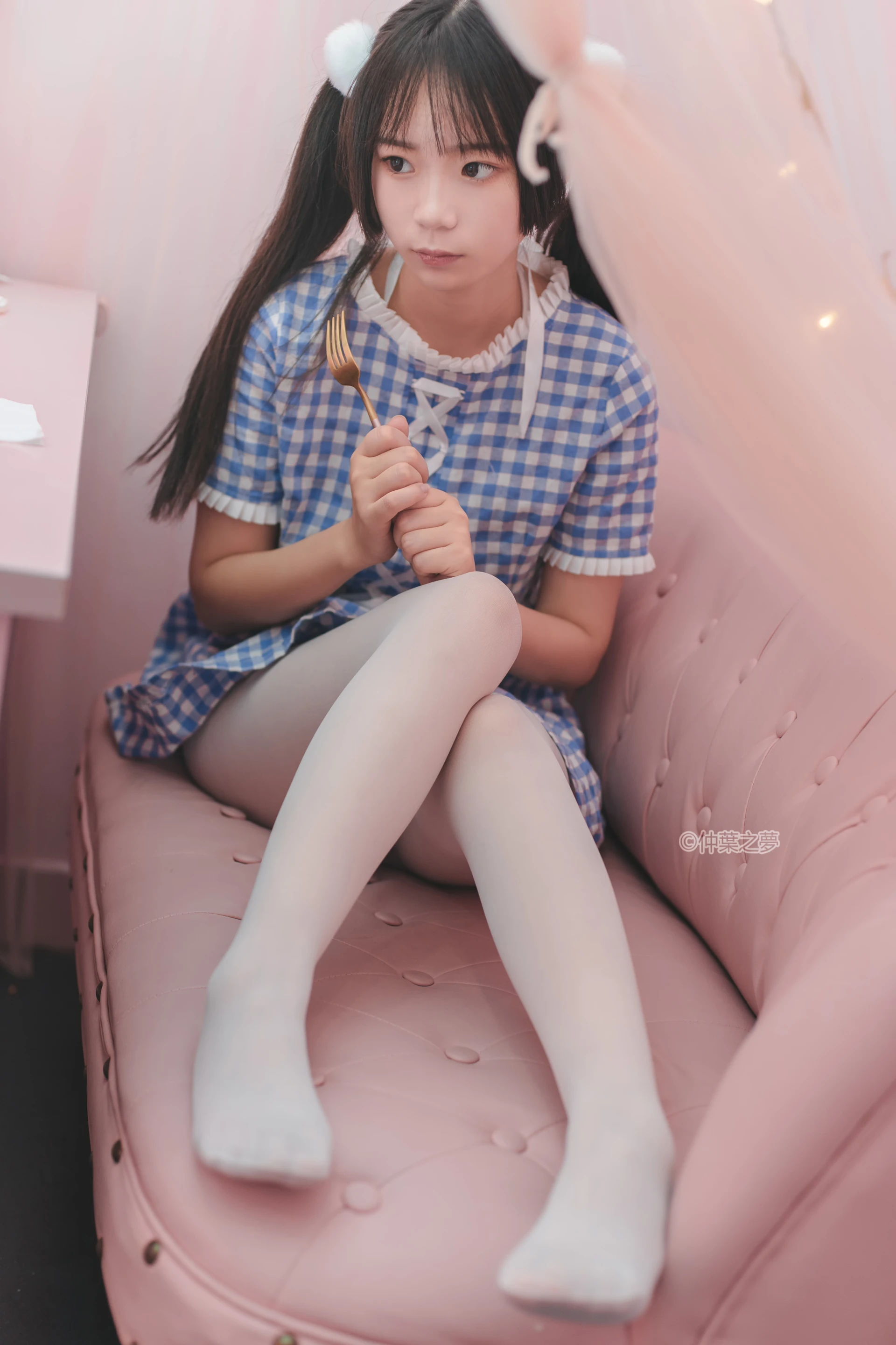 轻兰映画 SPL.010 [115P-277M]可爱, 白丝, 美腿, 美足, 轻兰映画