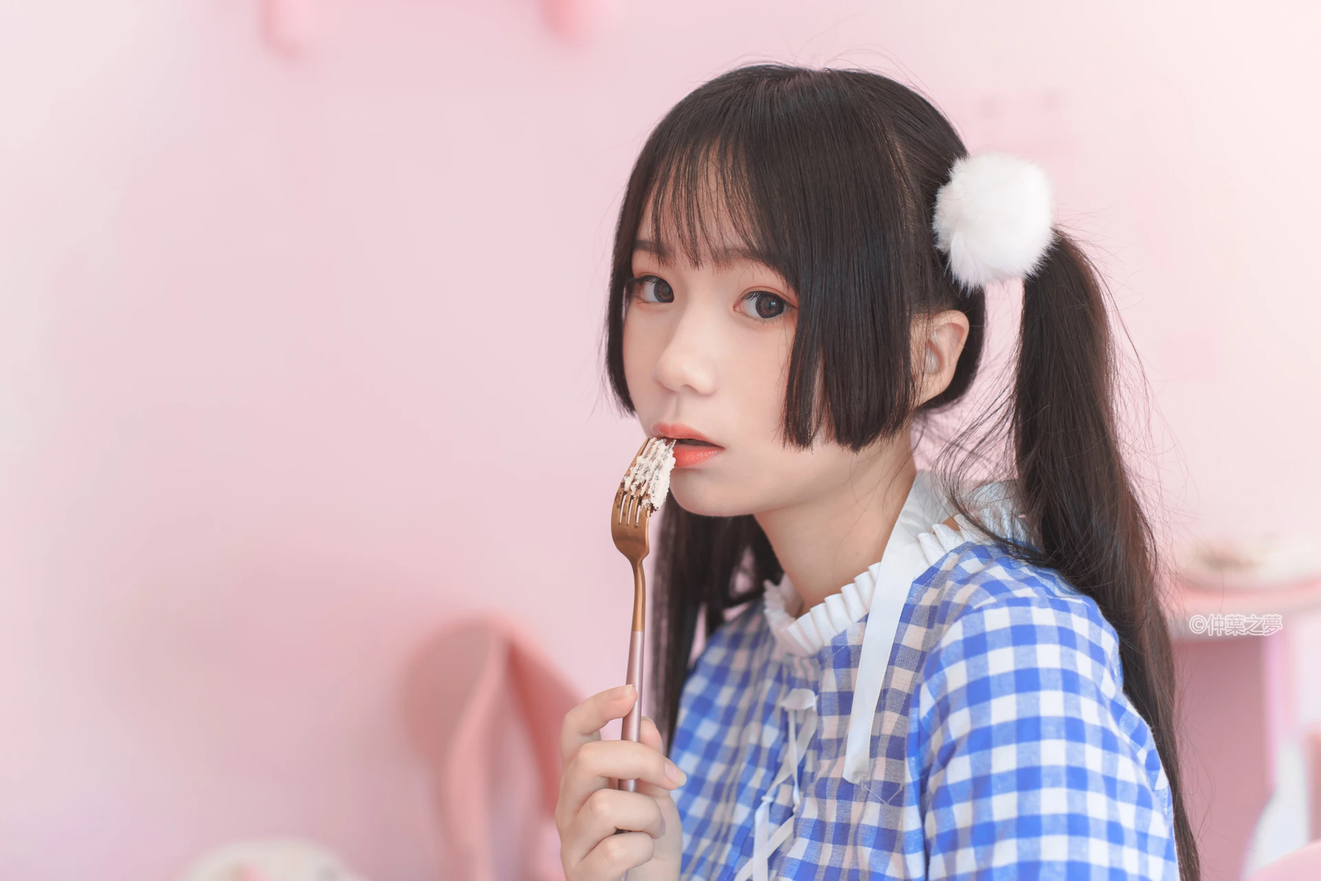 轻兰映画 SPL.010 [115P-277M]可爱, 白丝, 美腿, 美足, 轻兰映画