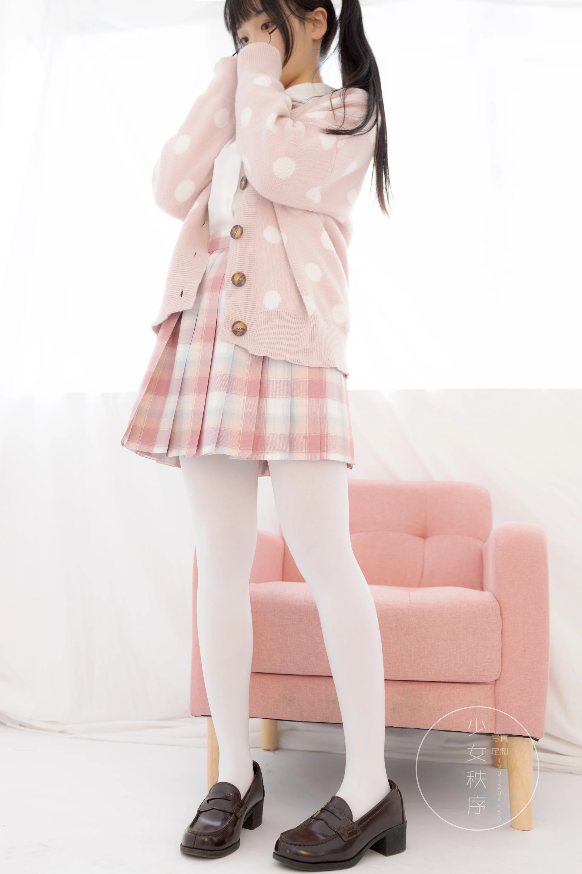 少女秩序 VOL.21 双马尾白丝JK制服 [78P-679MB]JK制服, 双马尾, 可爱, 少女秩序, 白丝, 美腿, 美足