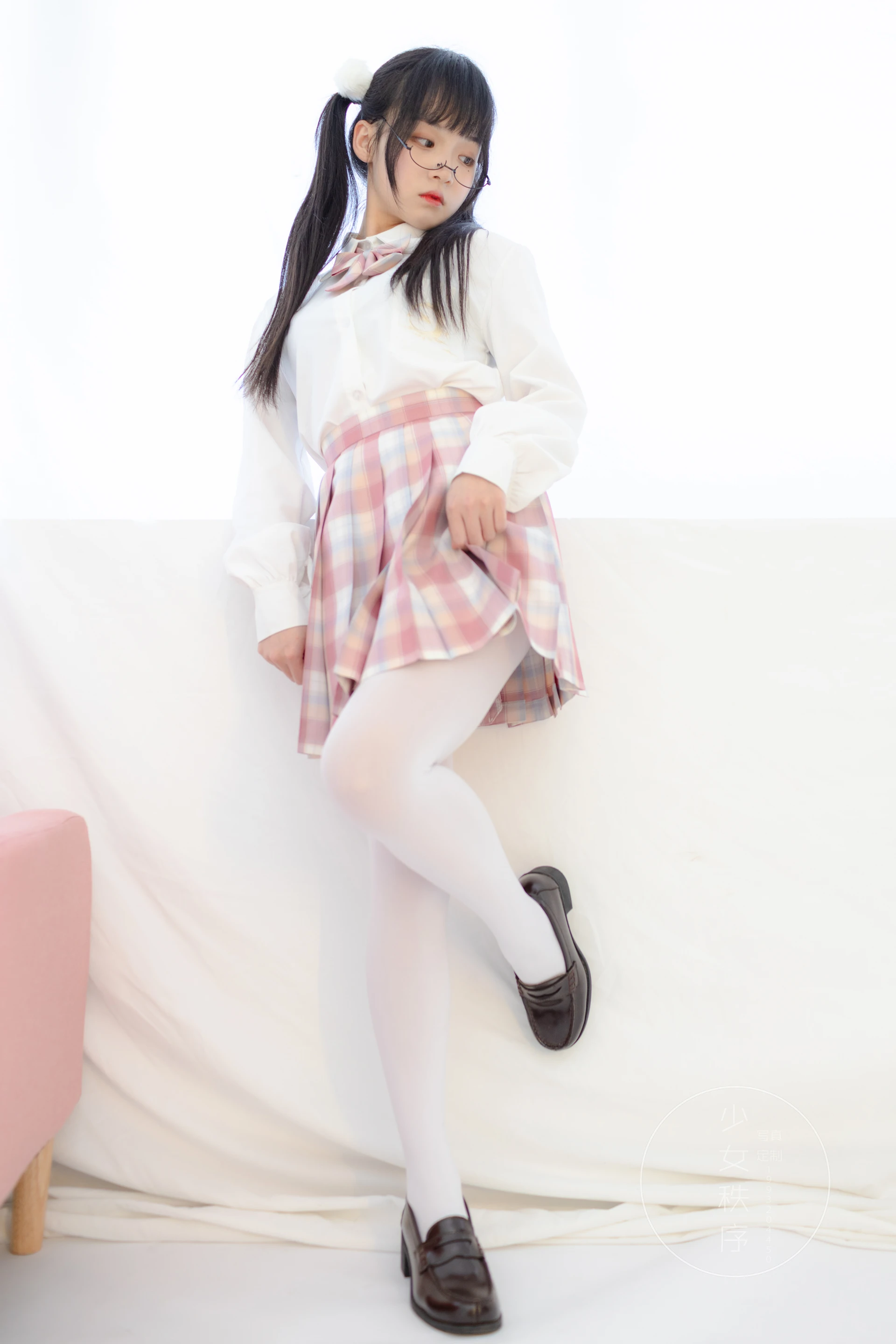 少女秩序 VOL.21 双马尾白丝JK制服 [78P-679MB]JK制服, 双马尾, 可爱, 少女秩序, 白丝, 美腿, 美足