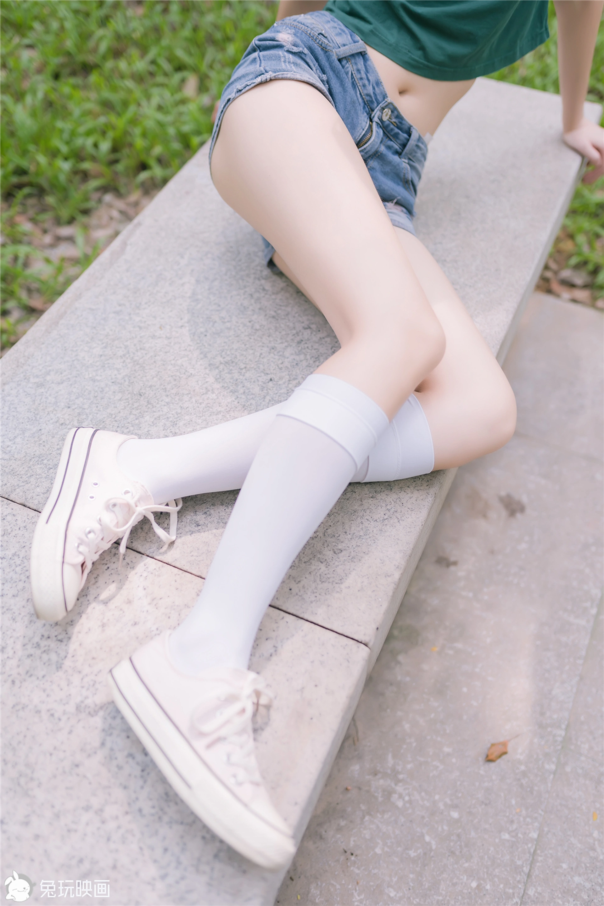 C18.006 夏天的热裤 [40P-31MB]