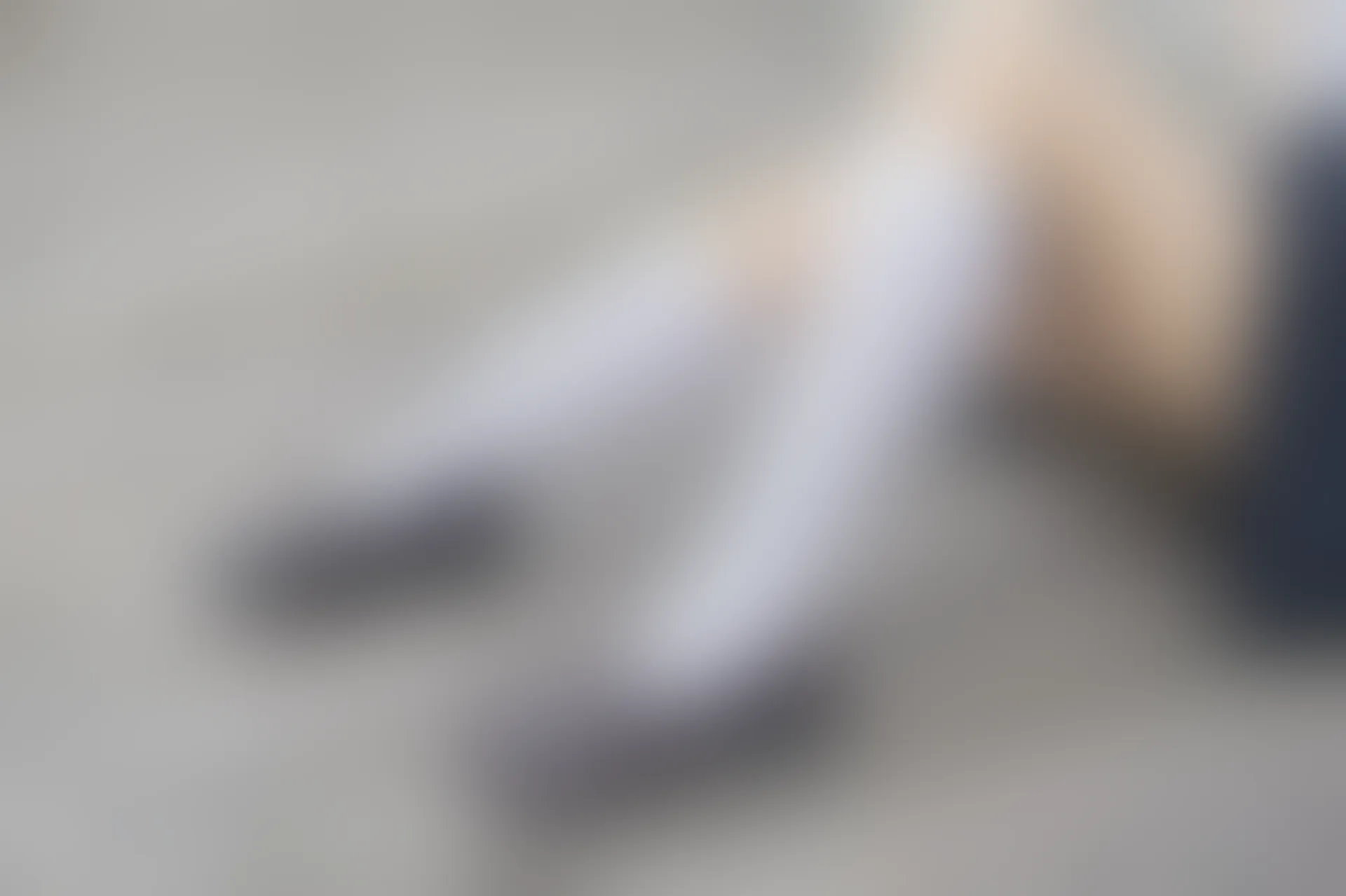 C11.007 阴天里的白丝 [40P-86MB]