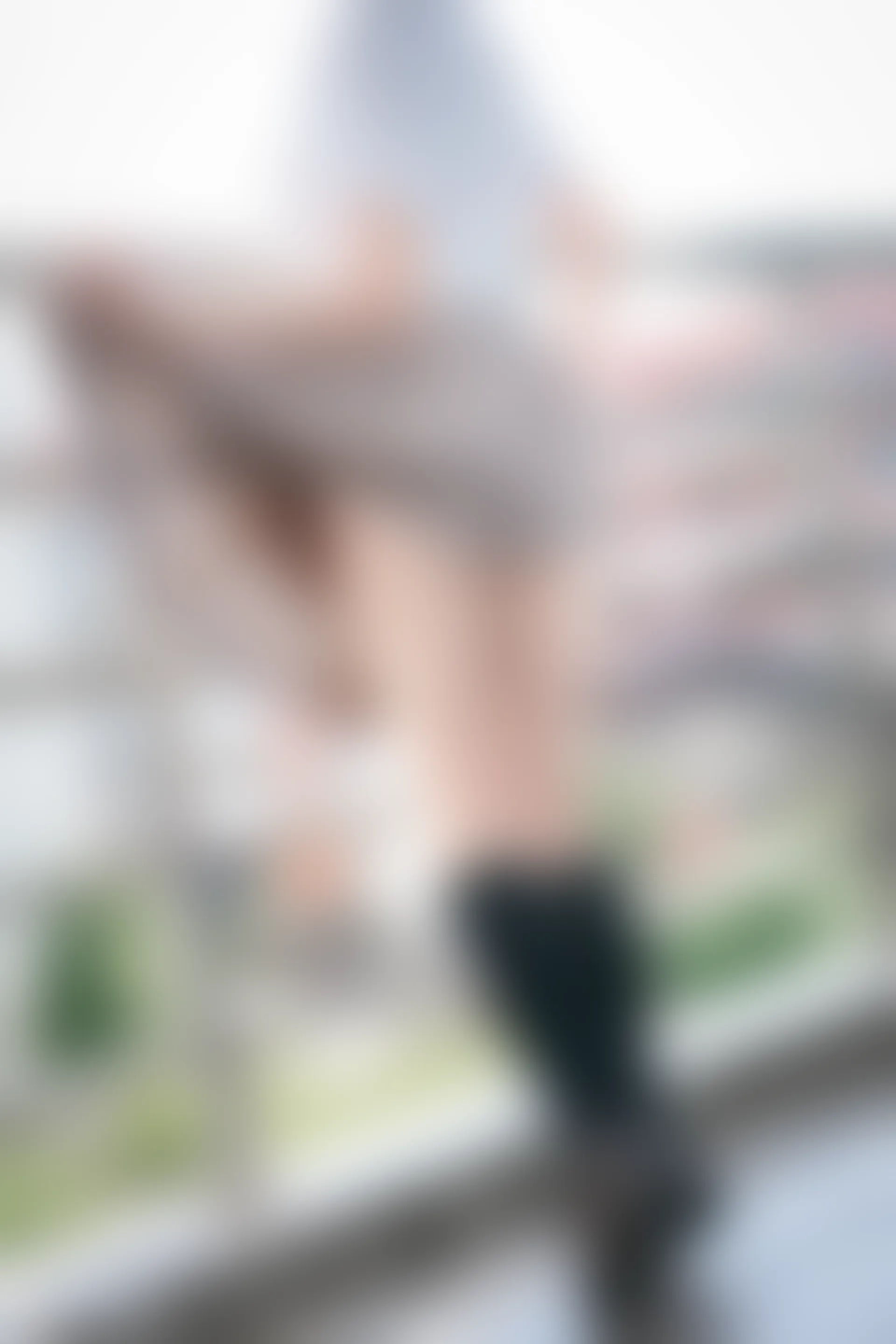 C18.002 教室走廊外的JK [41P-425MB]