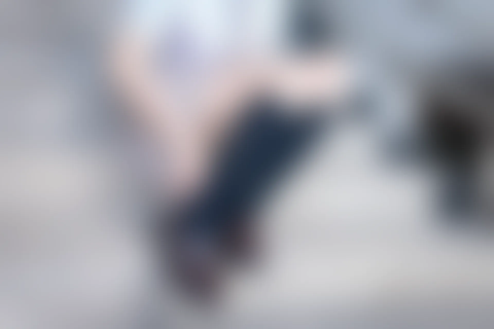 C18.002 教室走廊外的JK [41P-425MB]