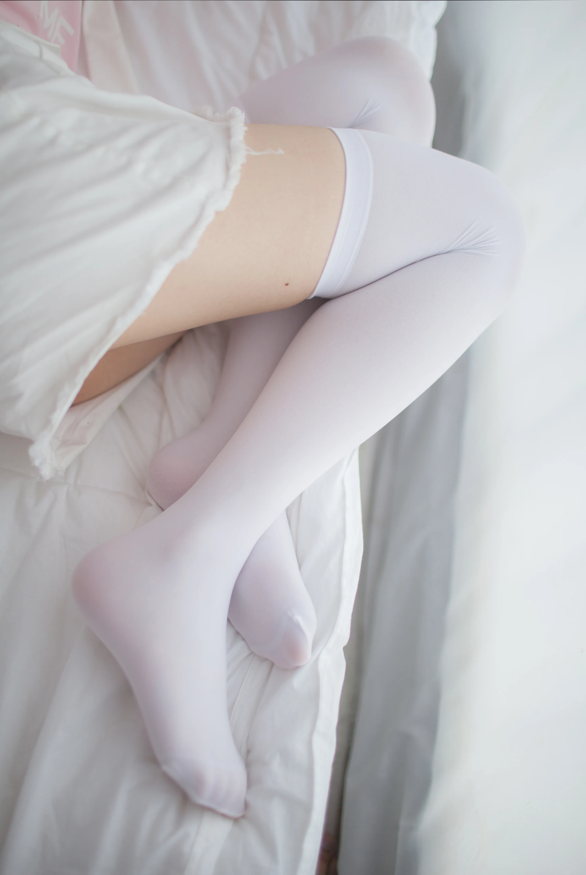 少女秩序 VOL.11 恋上你的床 可爱白丝[49P-280M]可爱, 少女秩序, 白丝, 美腿, 美足
