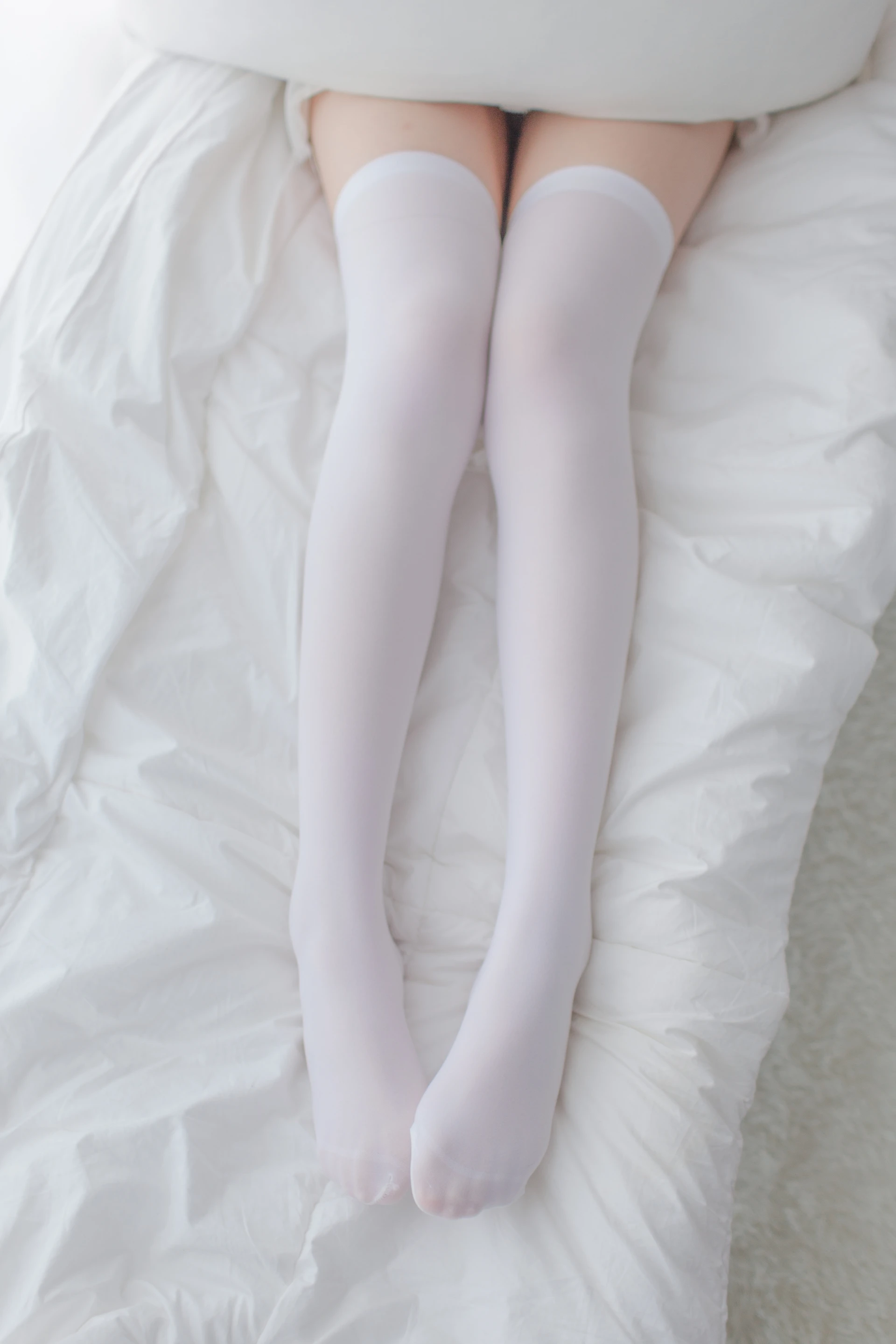 少女秩序 VOL.11 恋上你的床 可爱白丝[49P-280M]可爱, 少女秩序, 白丝, 美腿, 美足