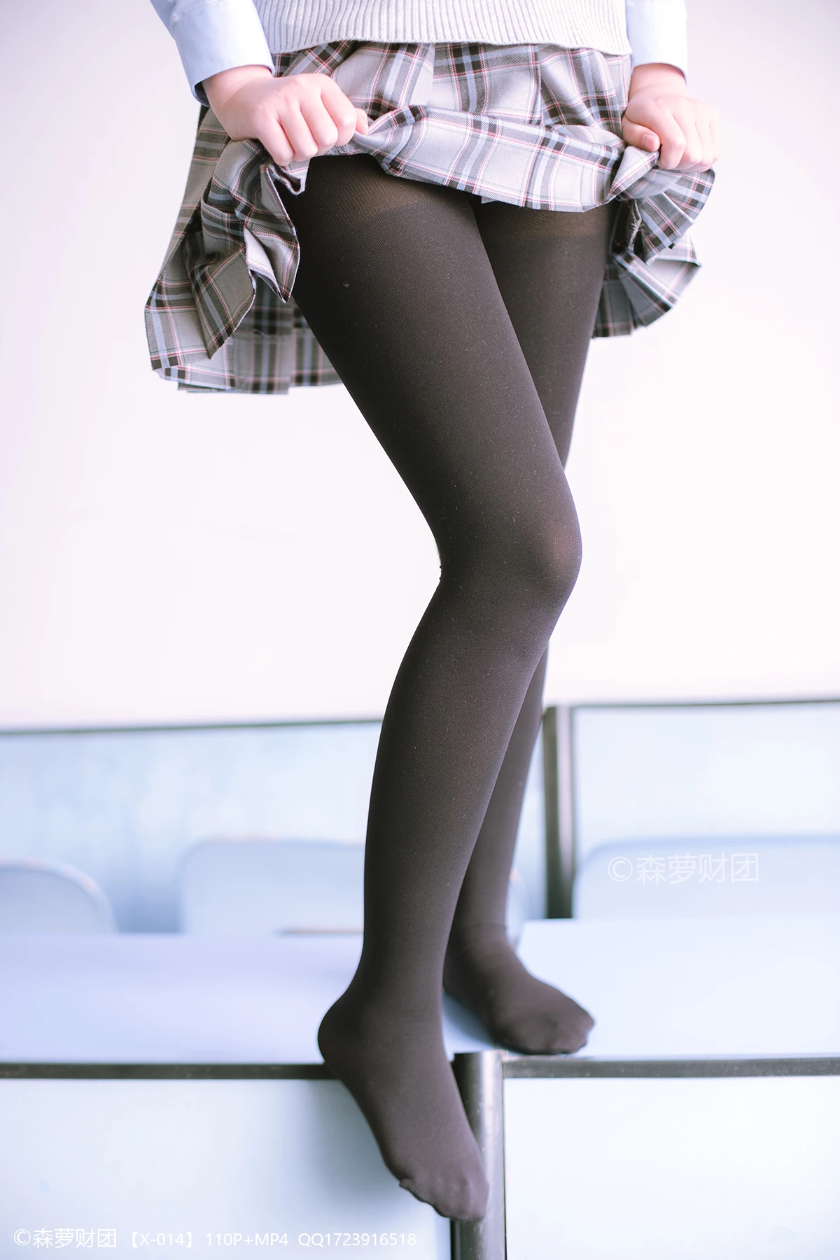 森萝财团 X-014 [123P1V-1.41G]制服, 森萝财团, 美腿, 黑丝