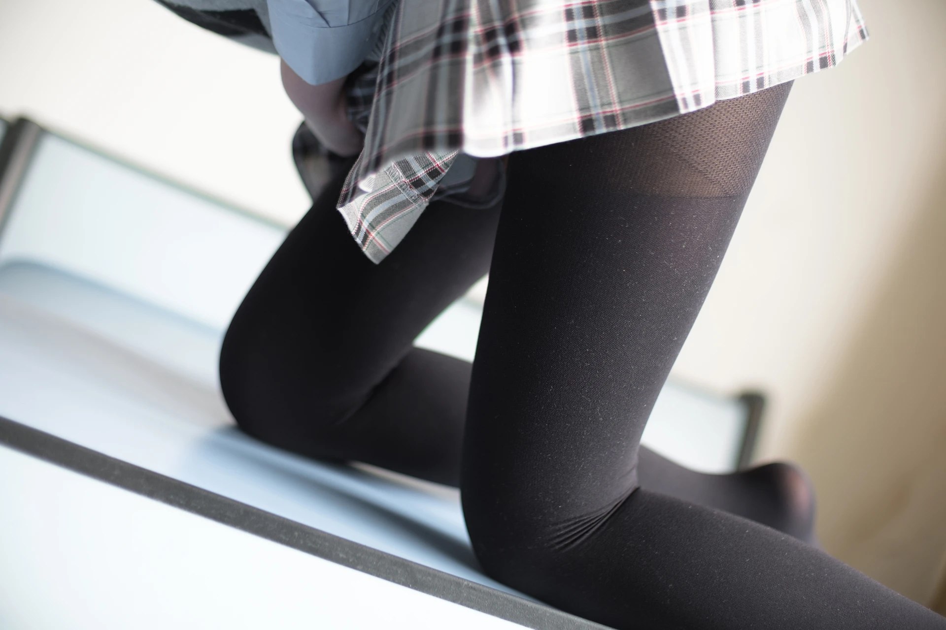 森萝财团 X-014 [123P1V-1.41G]制服, 森萝财团, 美腿, 黑丝
