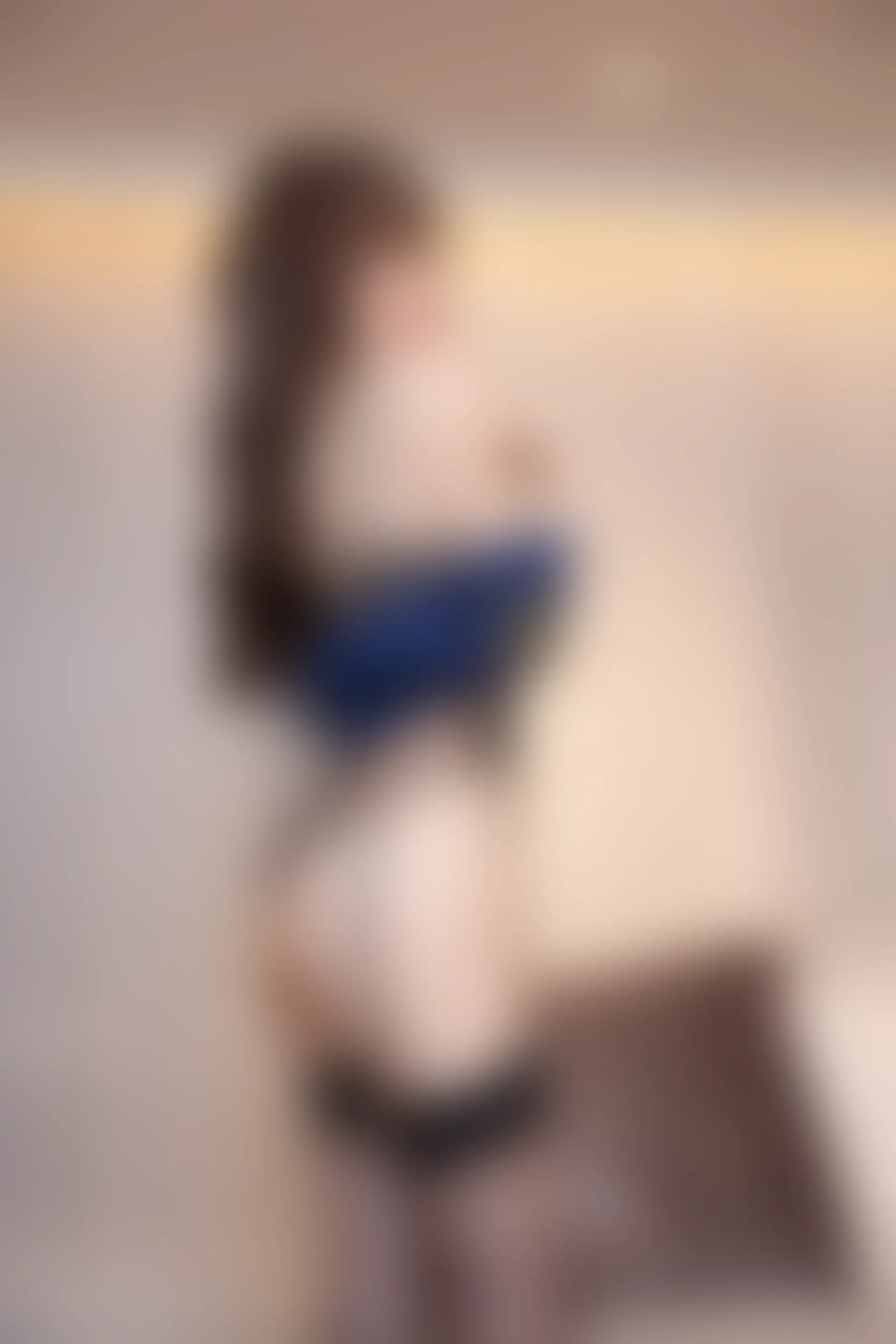 XiuRen秀人网 2022.02.25 No.4638 芝芝Booty 美腿黑丝[77+1P 765MB]