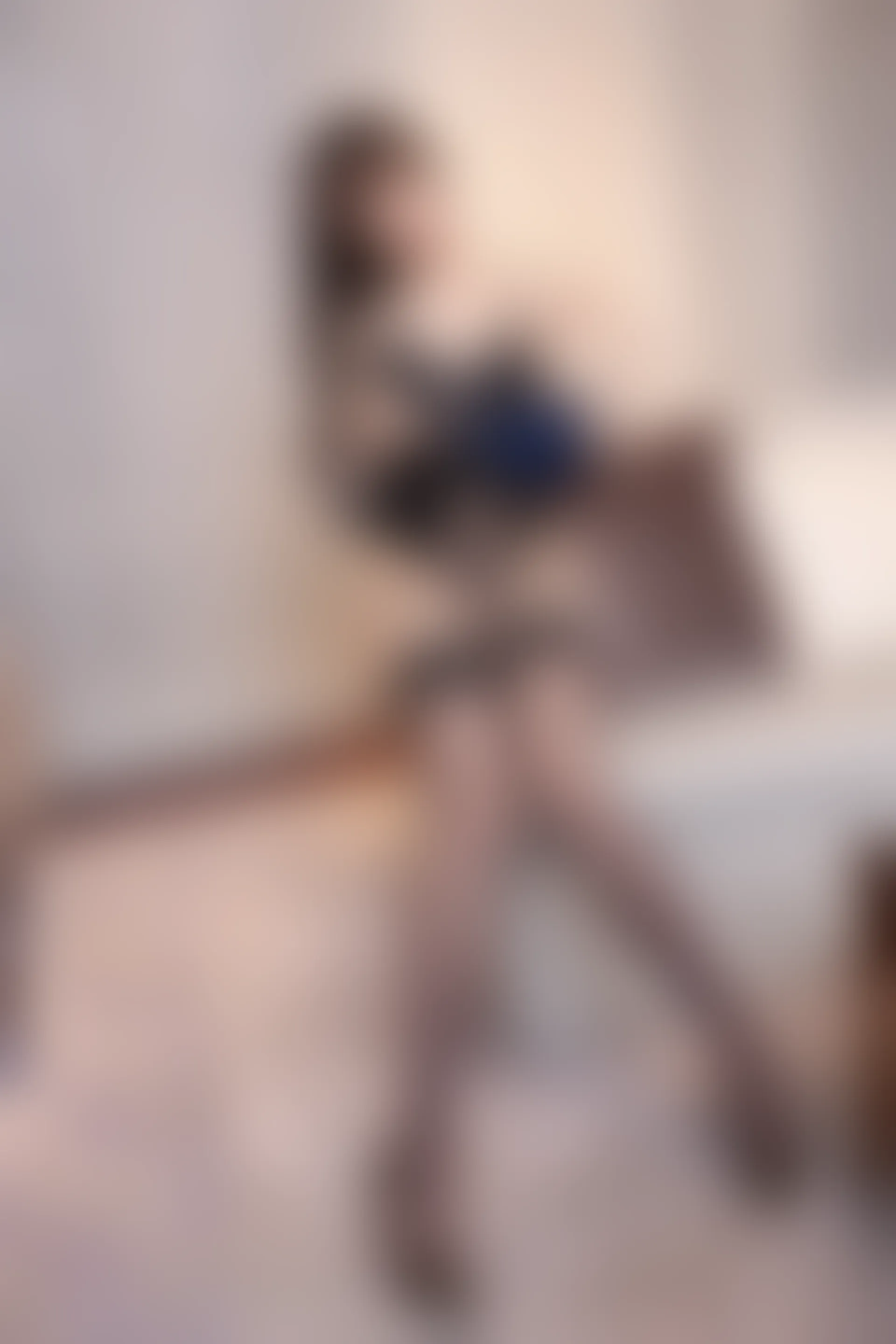 XiuRen秀人网 2022.02.25 No.4638 芝芝Booty 美腿黑丝[77+1P 765MB]